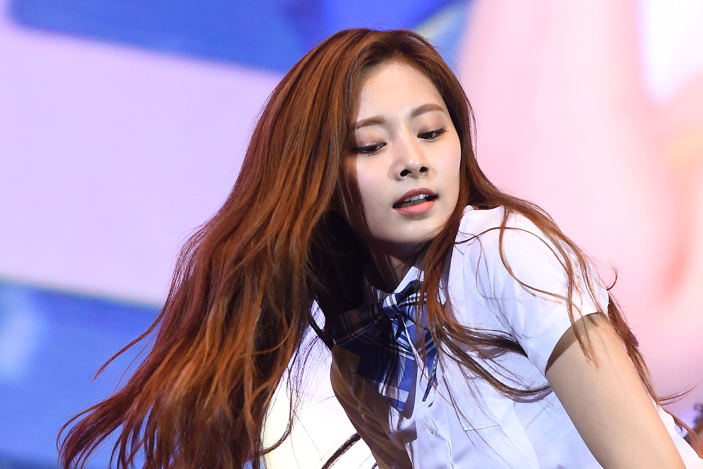 韓團TWICE的周子瑜出道5年，近日改變造型，讓不少粉絲看不習慣。（東方IC）