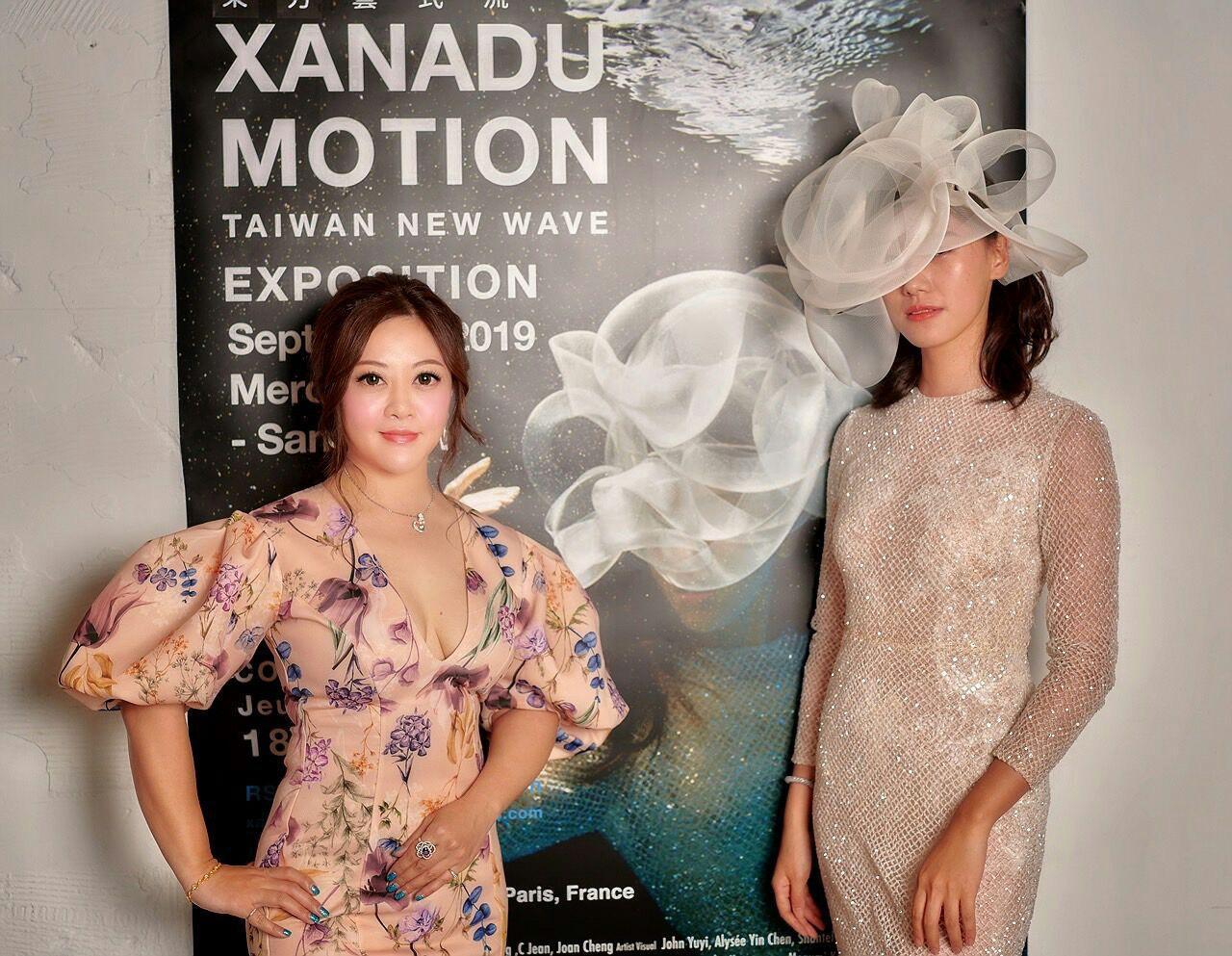 預演派對,黃韻庭及模特兒禮帽禮服皆出自仙那度藝術總監張暘的作品。(里昂庭國際控股集團提供)