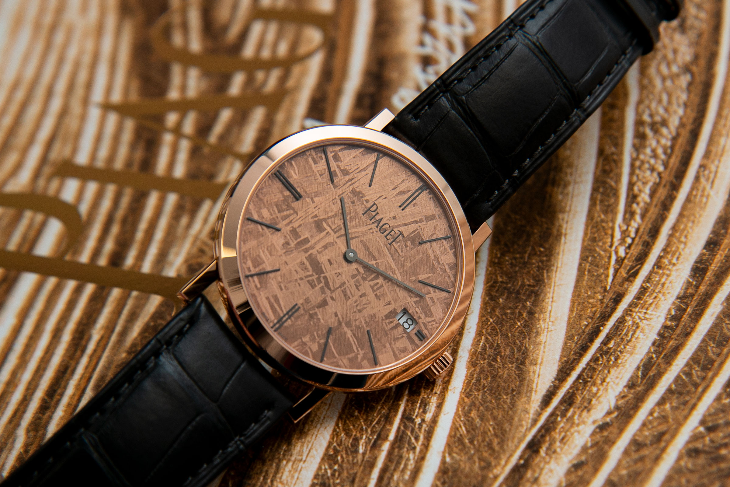 【試戴報告】超薄之上的格調！PIAGET Altiplano金色隕石面腕錶