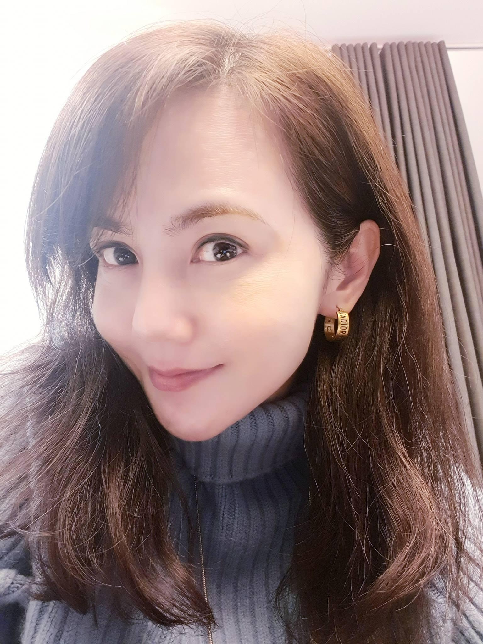 簡沛恩早早投入餐飲業，凡事不假他人之手。（翻攝自簡沛恩臉書）