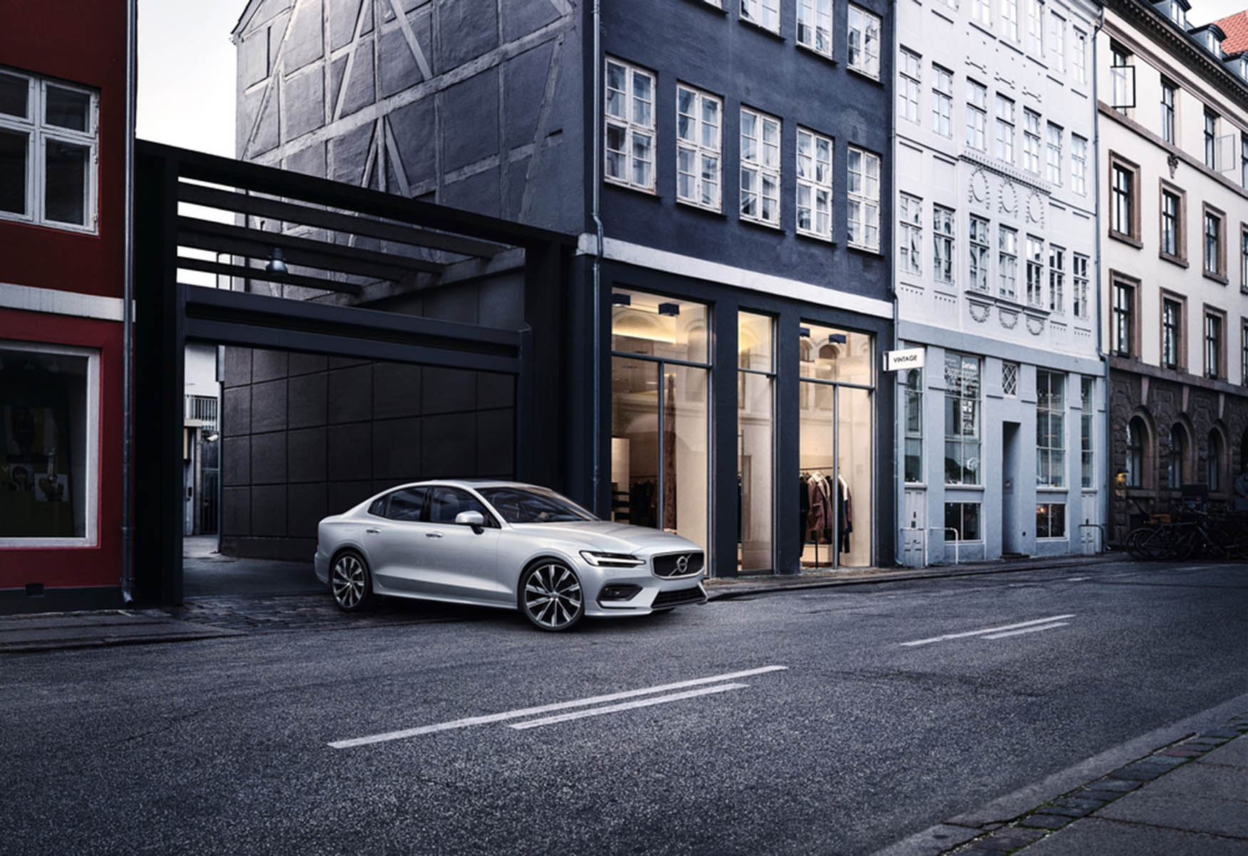 【新車登場】接力孿生兄弟　VOLVO S60三車型開賣