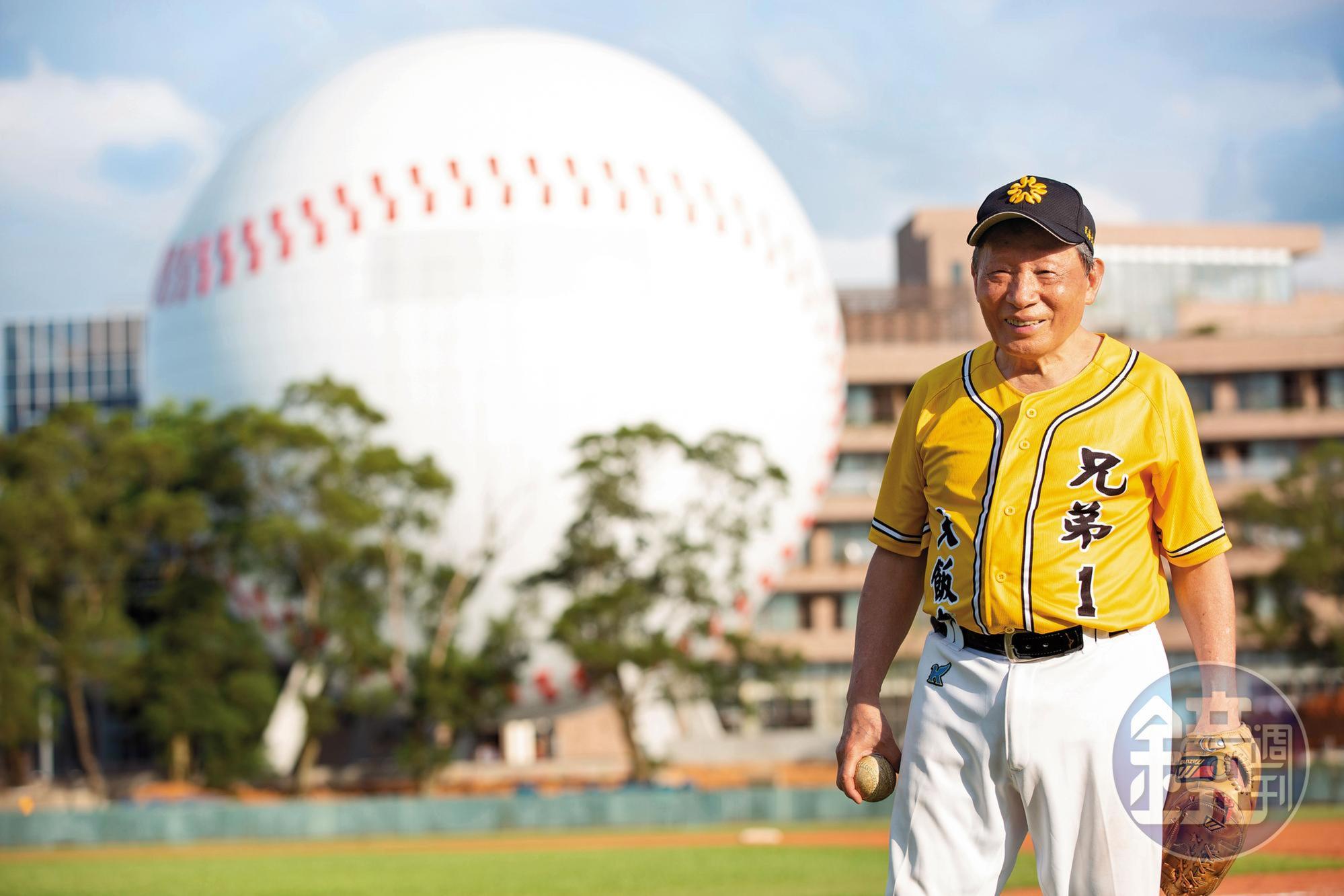 被喻為台灣職棒之父的洪騰勝，今年11月將推出全新品牌，以結合棒球名人堂的花園大飯店，再戰台灣觀光市場。