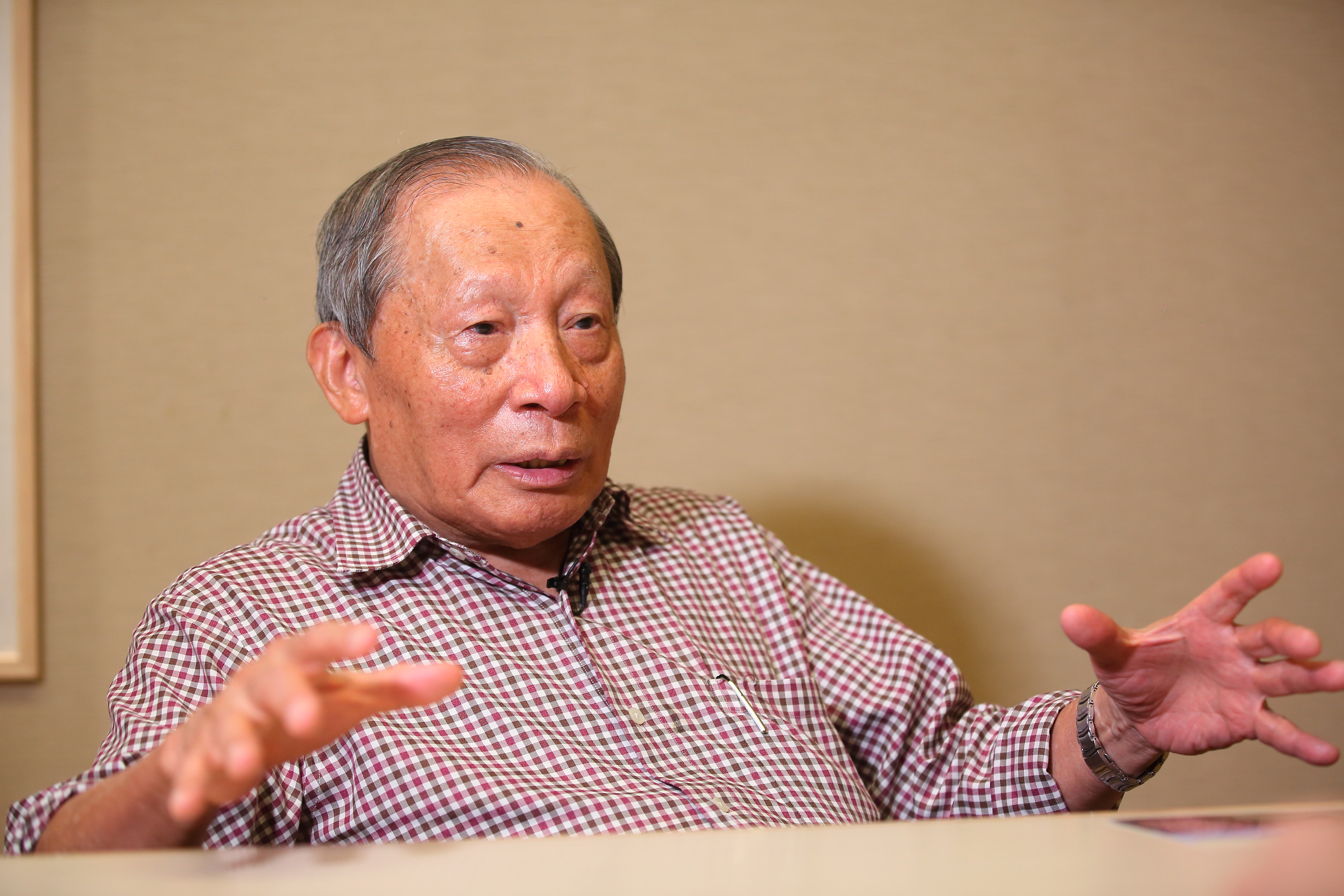 洪騰勝坦言，球員涉賭是2013年壓垮兄弟象，決定轉賣球隊的最後一根稻草。