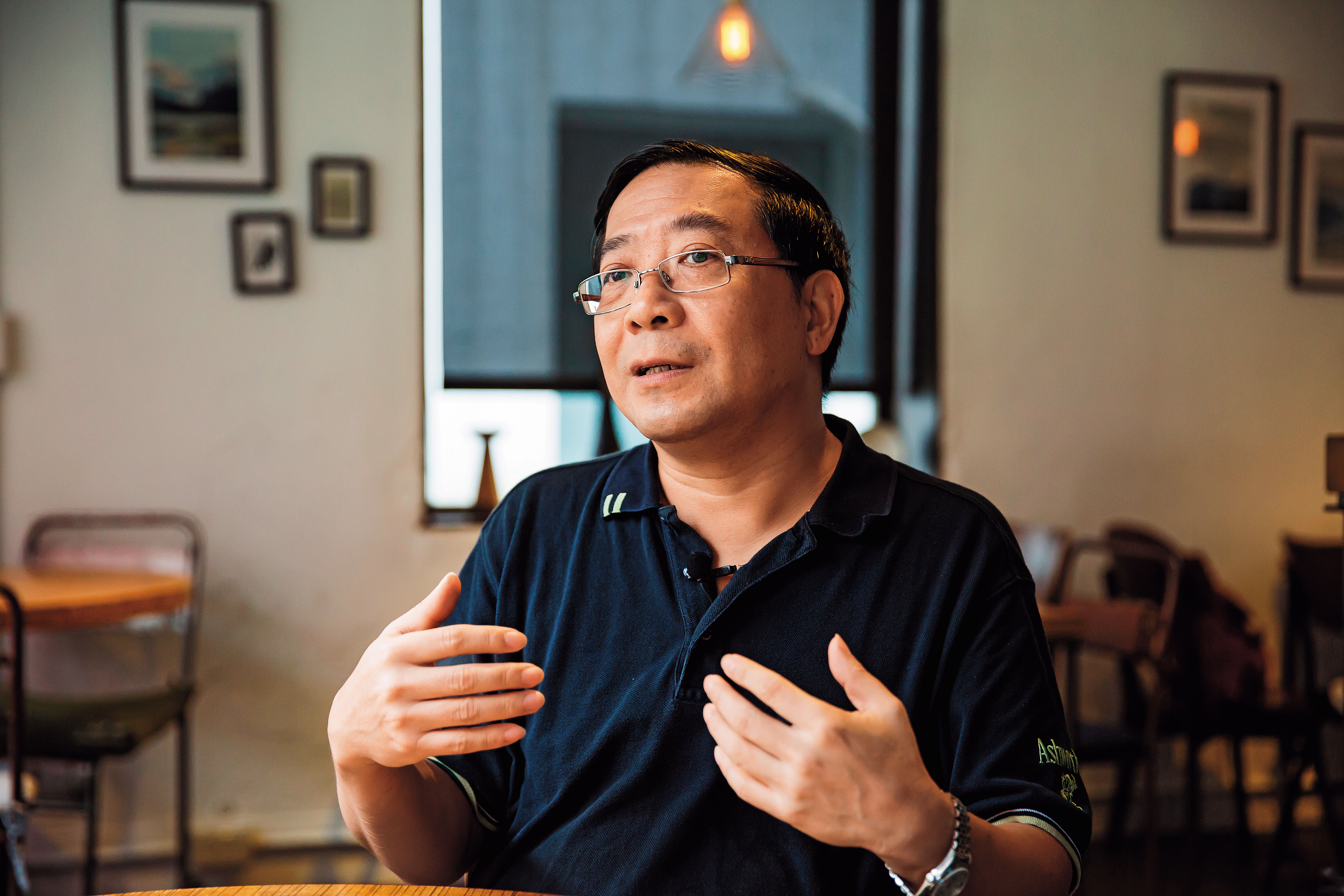 偏好還沒被市場發現的成長股,蕭非凡靠搜尋趨勢、找對公司,七年內賺進八位數資產。