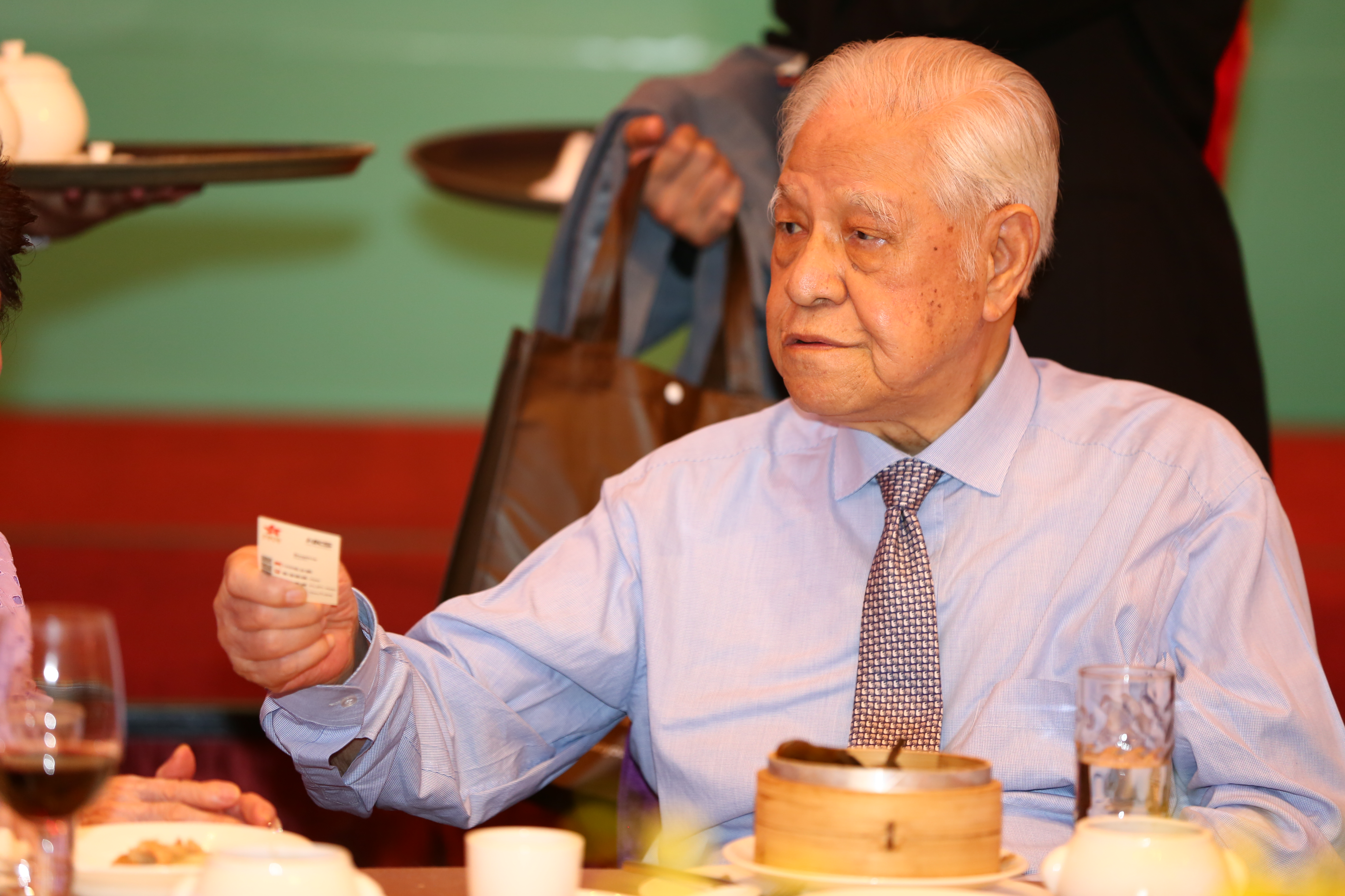 李登輝明年起還可享有4年的卸任副總統禮遇。