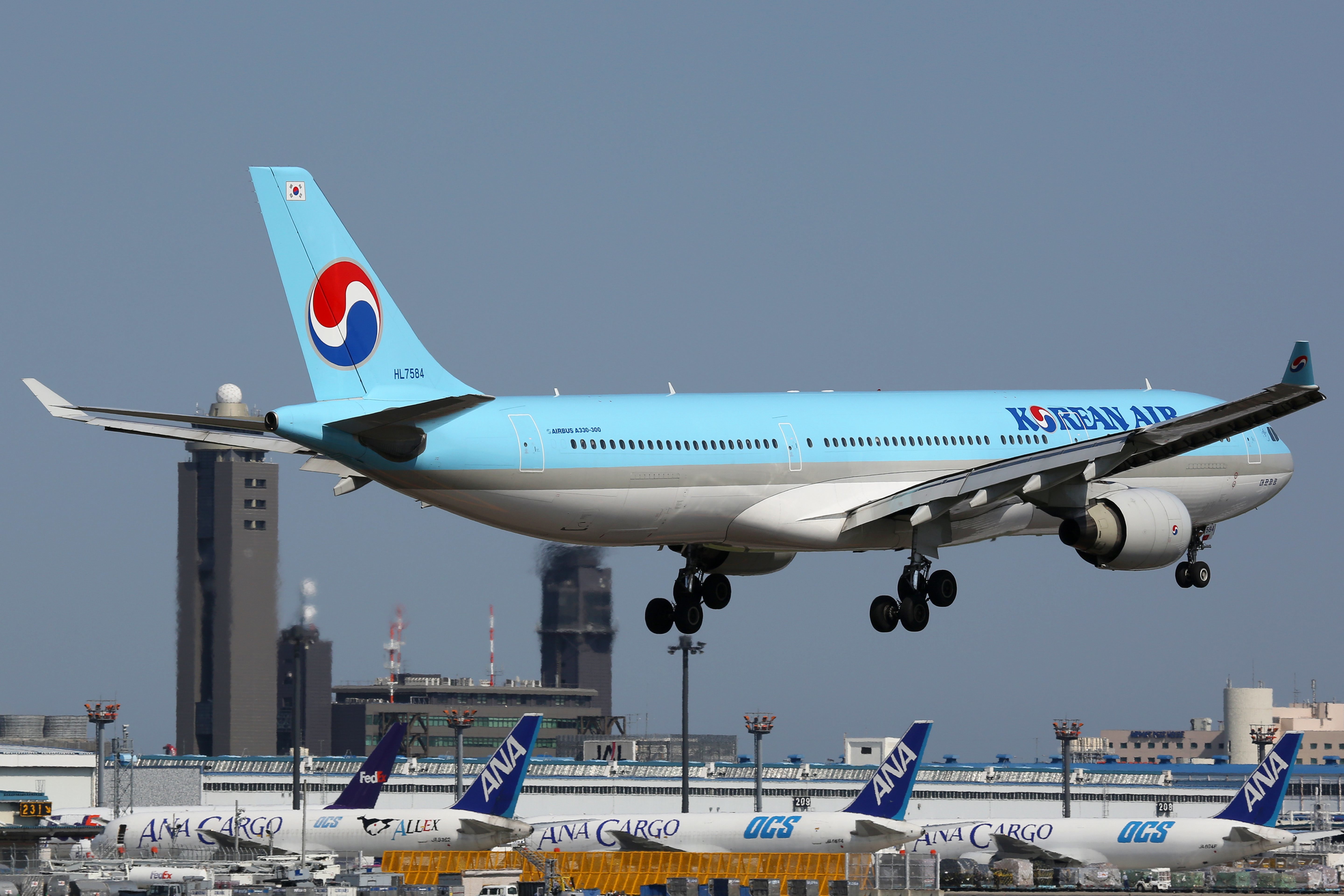 南韓大航航空未來將停止或減少前往日本的航班。（東方IC）