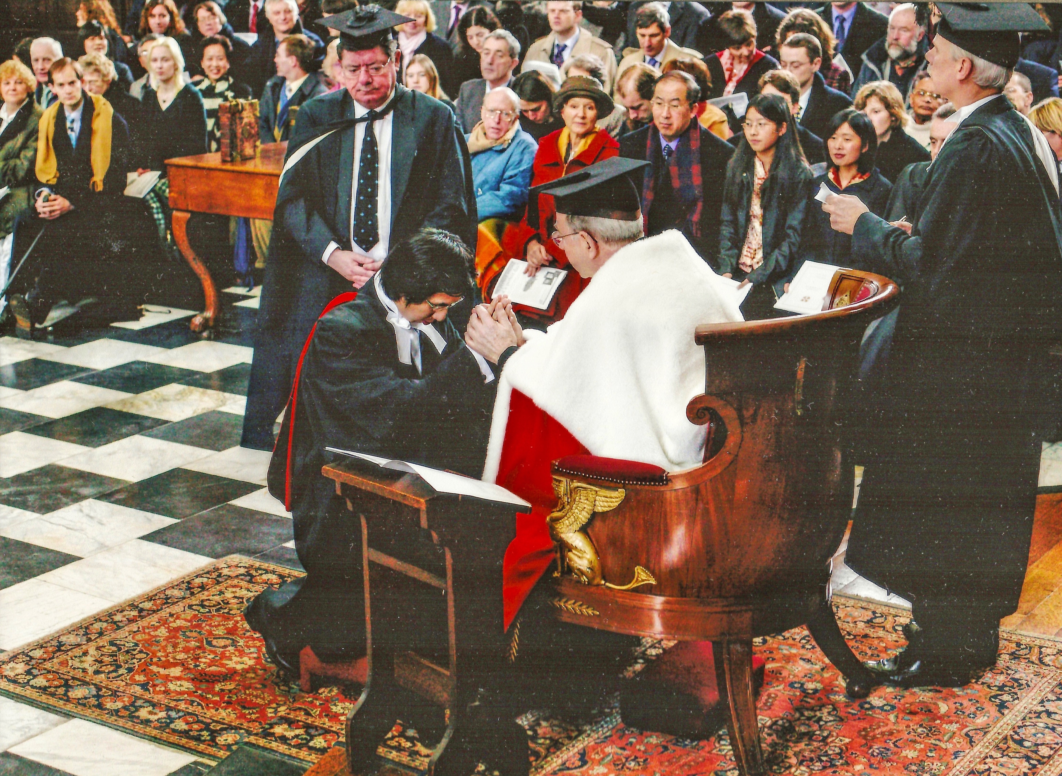 李明璁以最高等級的評價，獲得劍橋大學人類學博士。（李明璁提供）