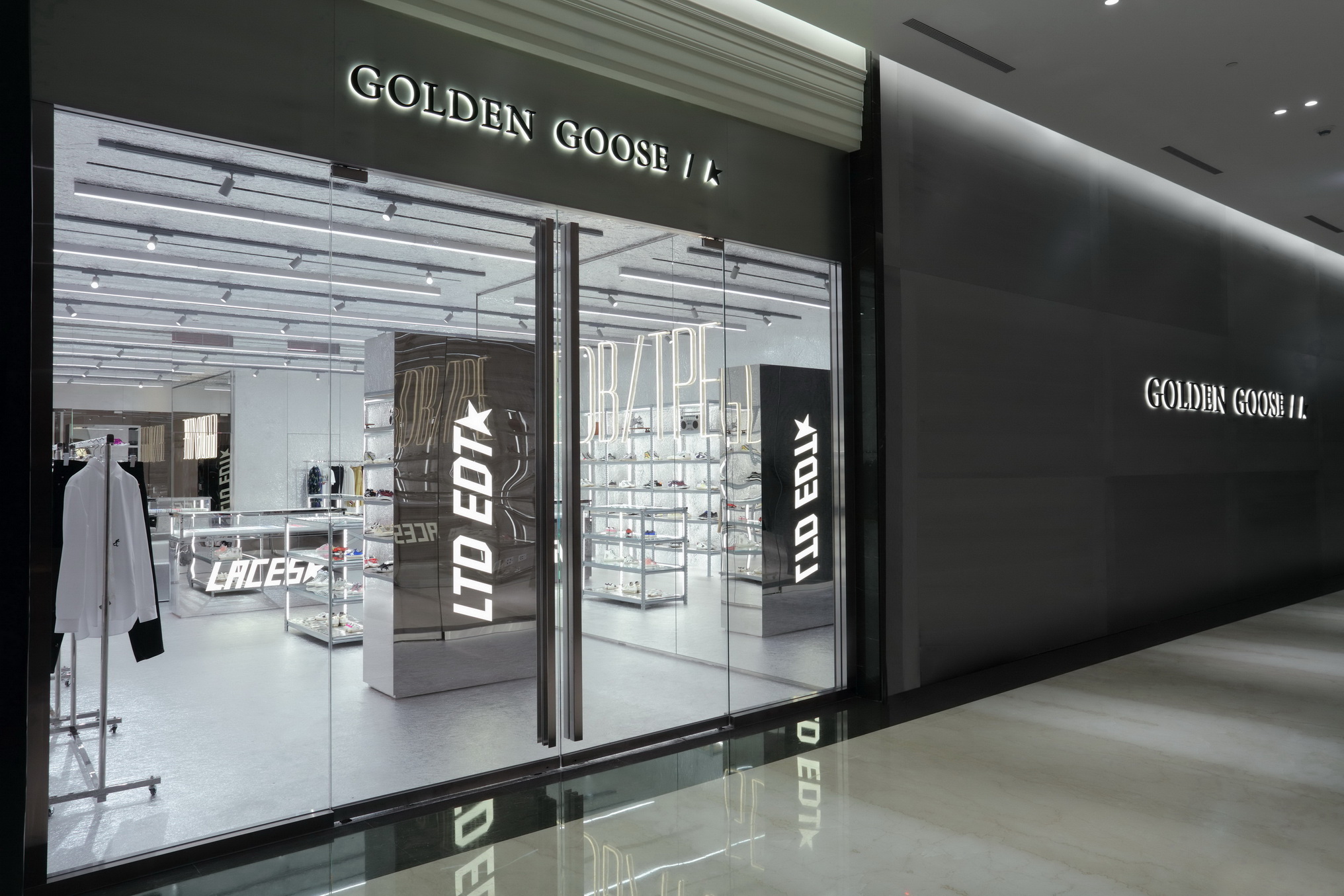 GGDB本月於微風南山開幕。（Golden Goose提供）