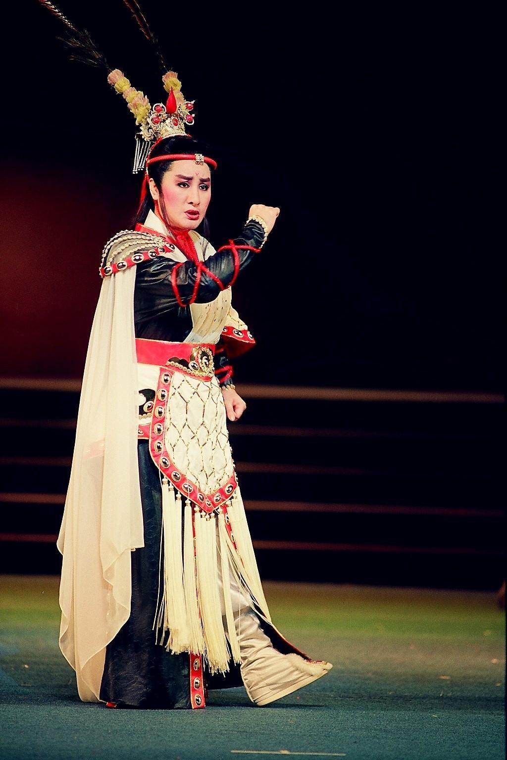 《呂布與貂蟬》是楊麗花歌仔戲首次進軍國家戲劇院演出。 (麗生百合提供)