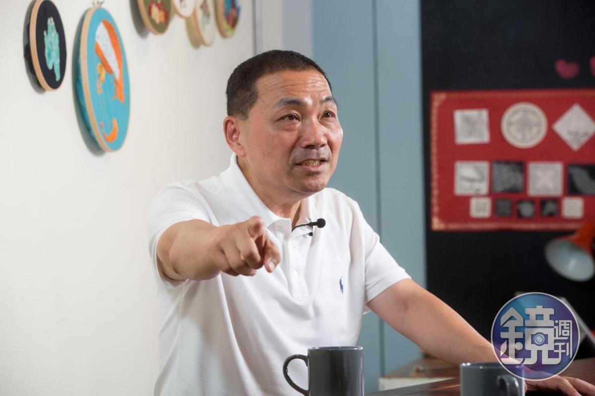 二哥侯明鋒被郭營鎖定當副手，侯友宜表示自己毫無所悉，並稱自己不能替他回答。