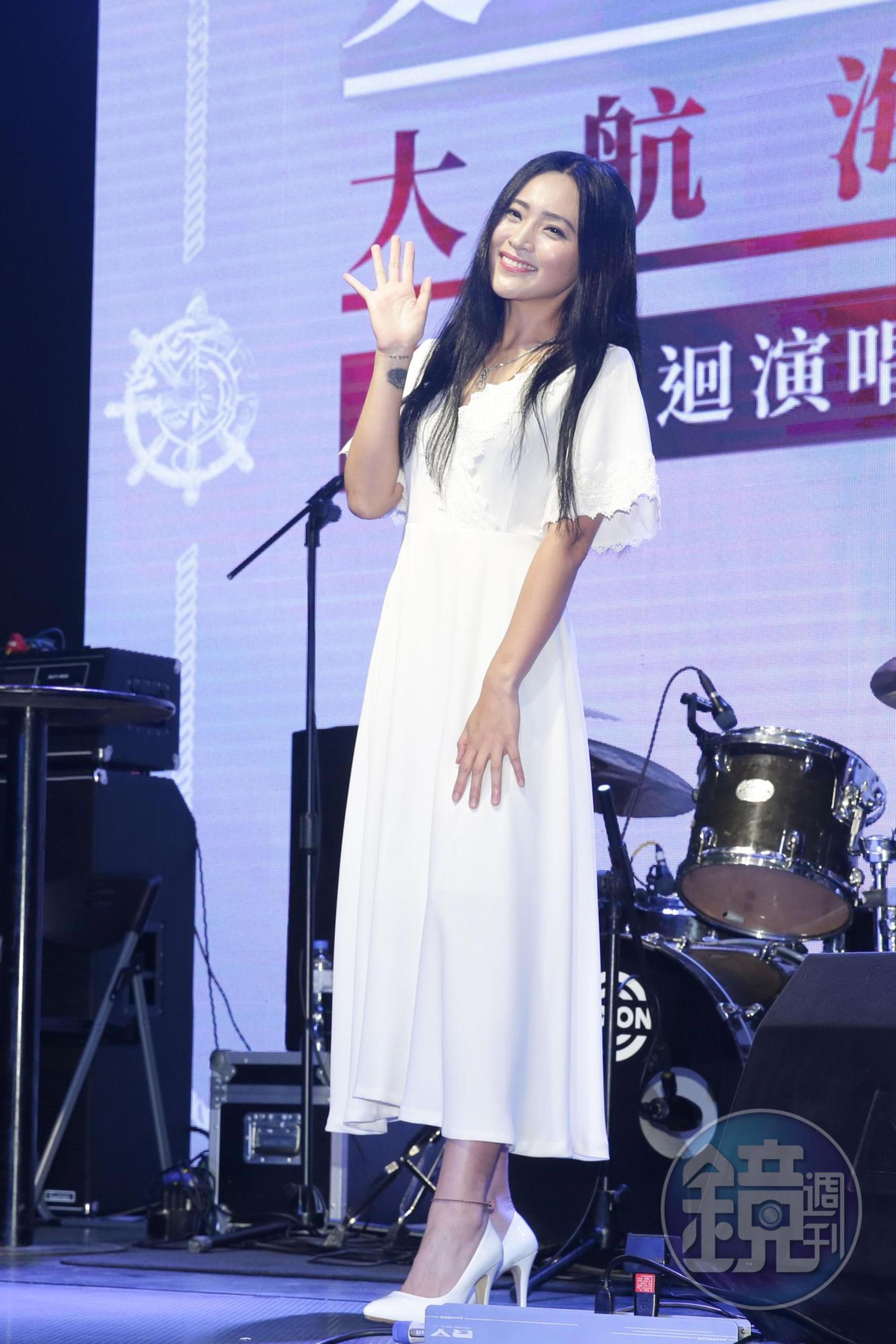 文珽逅第一次在台灣舉辦演唱會，心情非常興奮又緊張。