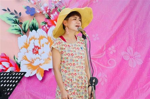 金曲歌后賴予喬婚變，丈夫帶小三「侵門踏戶」回自家激戰 （翻攝賴予喬臉書）