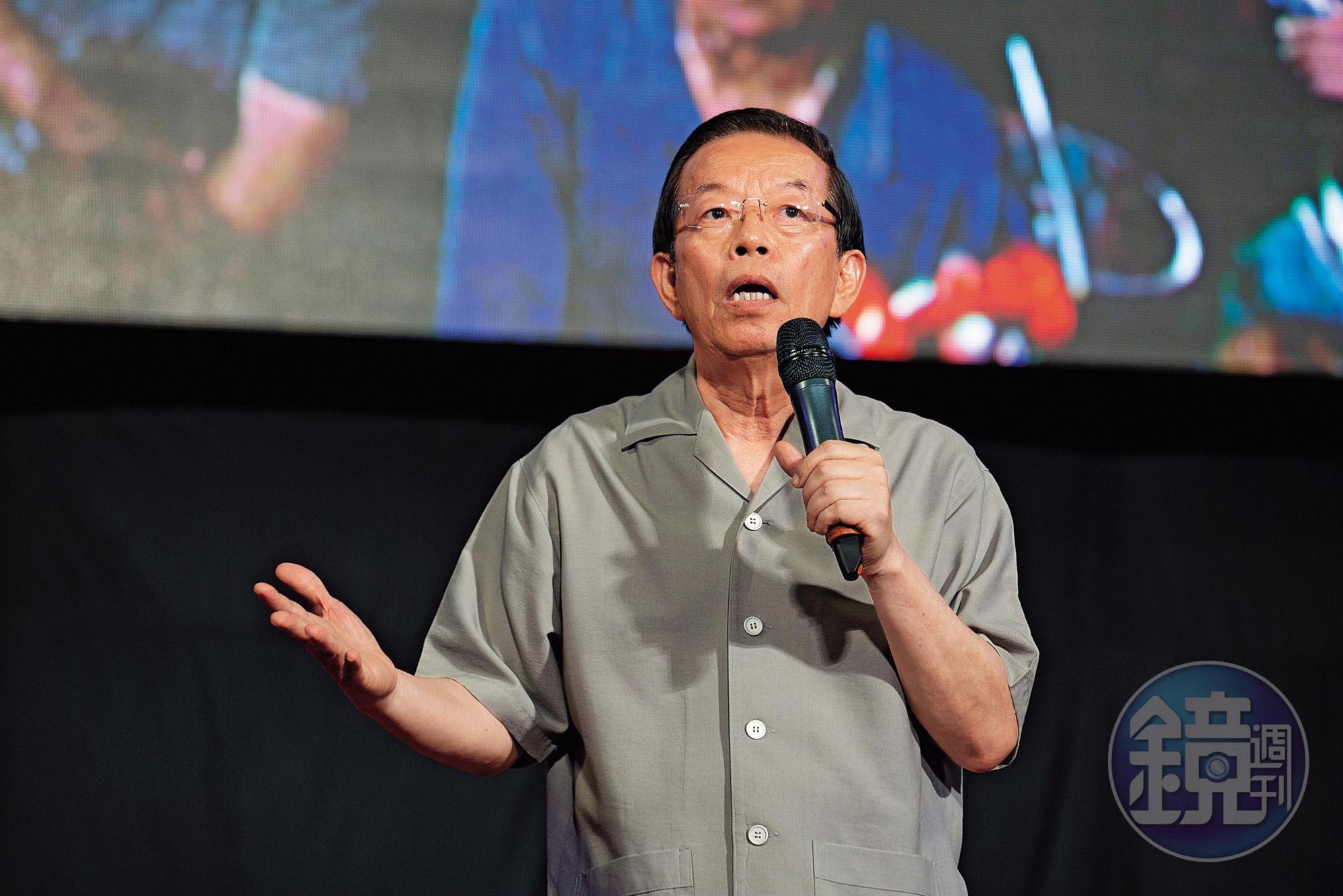 台灣接連折損2名駐日外交大將,駐外人員士氣低落,有賴駐日代表謝長廷安撫打氣。