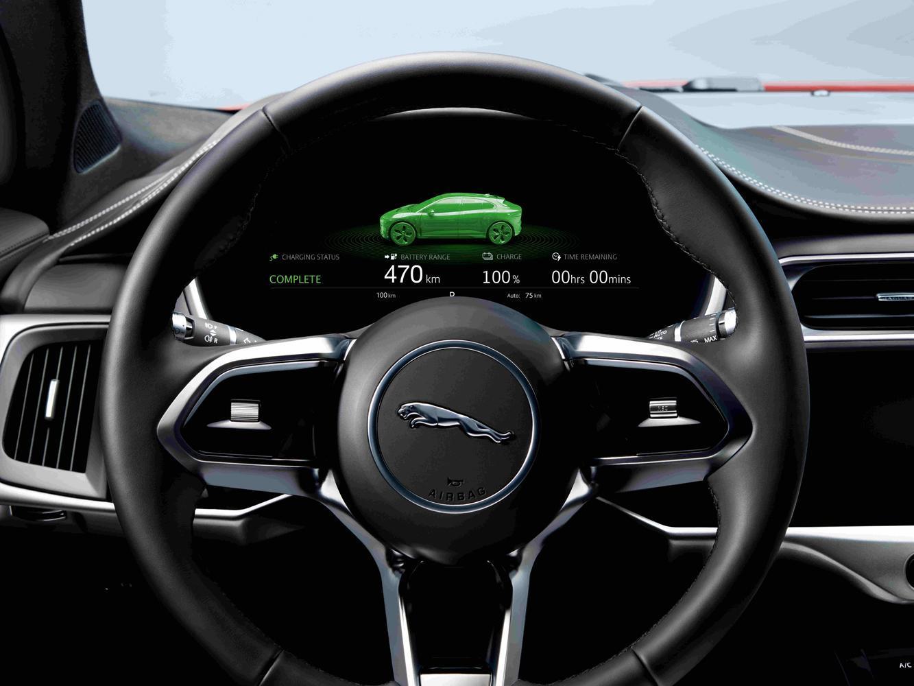搭載當今車壇最先進的 90kWh 鋰離子電池,單次充電續航力高達 470 公里 (WLTP測試數據)。