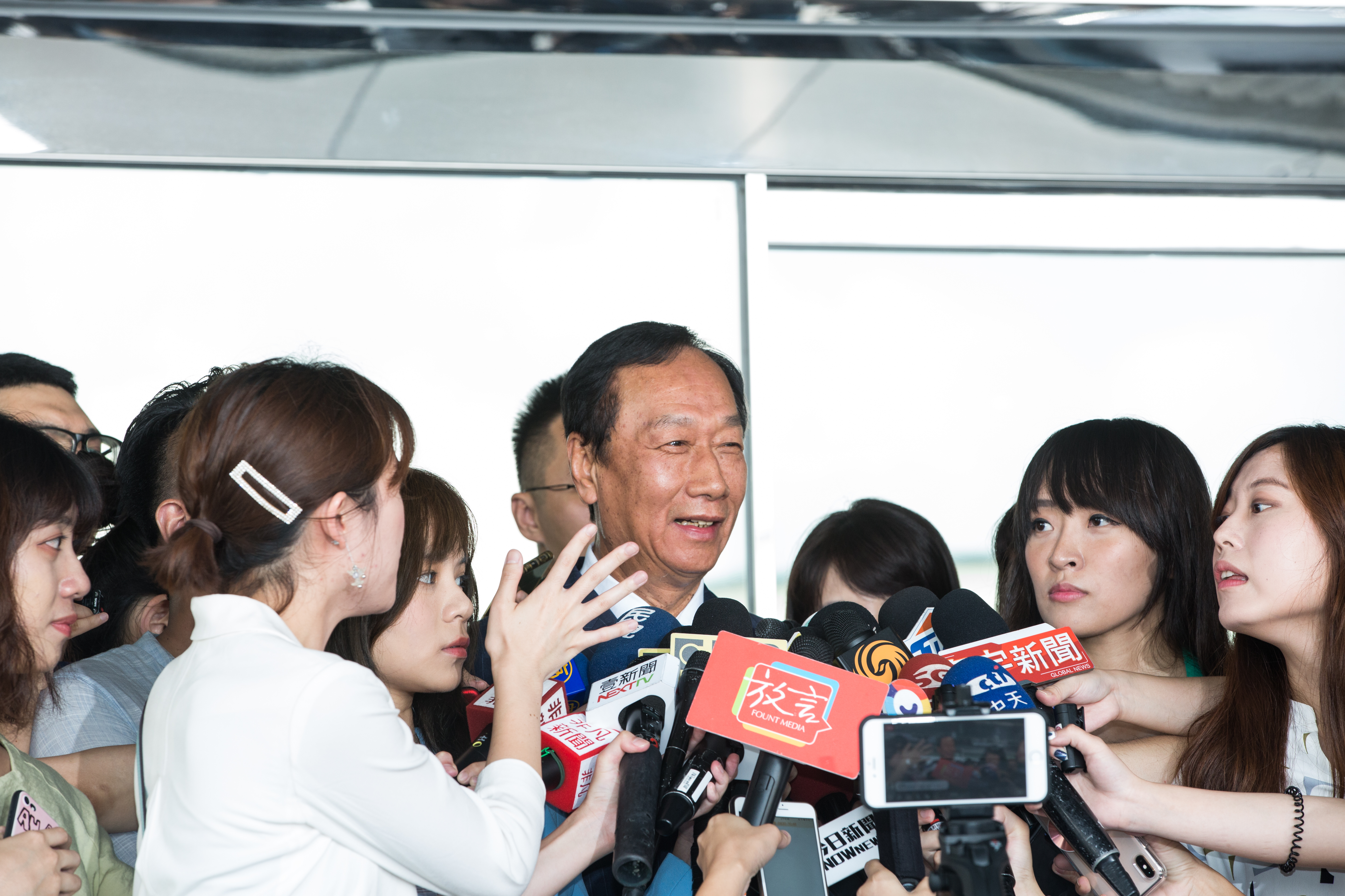 郭台銘辦公室發言人表示，就算國民黨接下來有任何變化或決定，郭台銘也不會回國民黨。