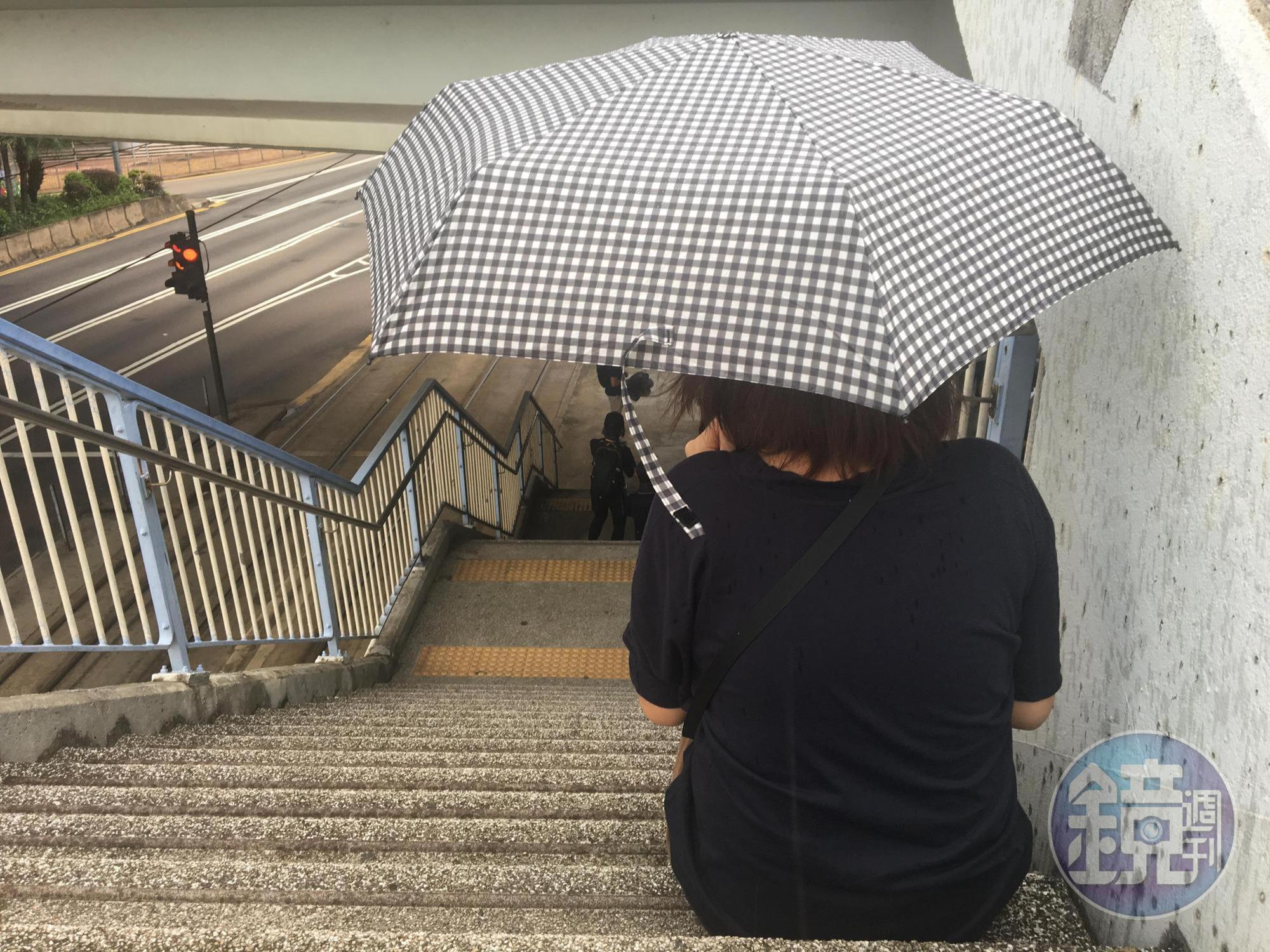 Amy Chan說：「我對抗爭結果是悲觀的，但即使悲觀，我們一定要站出來。政府想嚇我們，讓我們今天不出來，但我們是不會被嚇到的。」（攝影：韋薔）