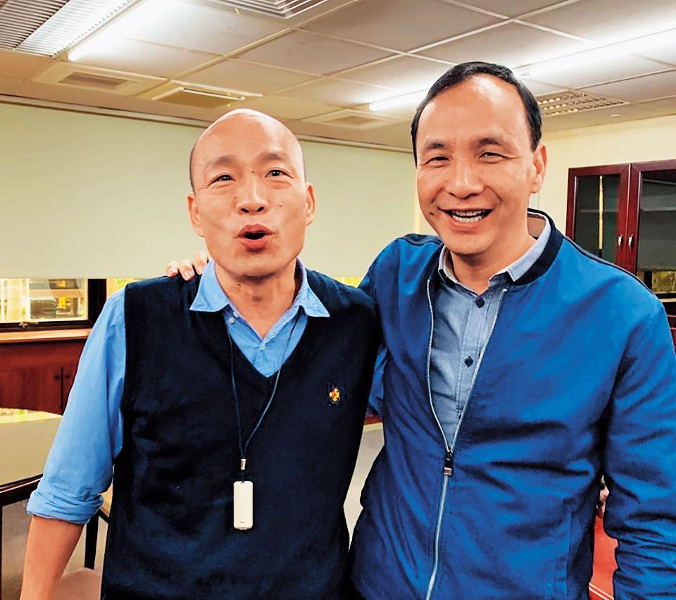 韓國瑜、朱立倫原本是黨內初選對手，如今有望整合成韓朱配，與脫黨的郭台銘與王金平形成強烈對比。（翻攝自朱立倫臉書）