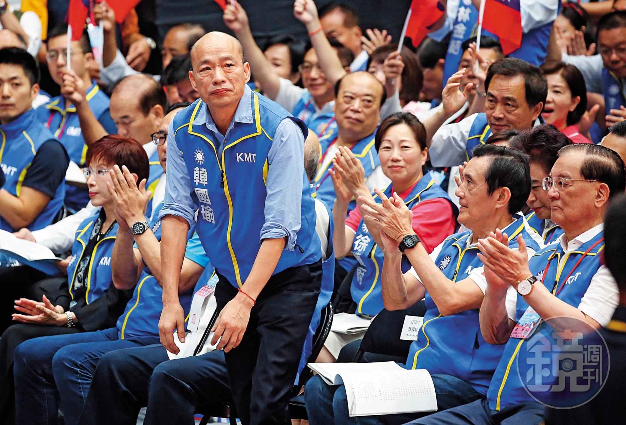 7月中旬才取得總統候選人資格的韓國瑜,負面新聞無日無之,各種民調數據也一致顯示,他的支持度呈現崩盤式下跌。