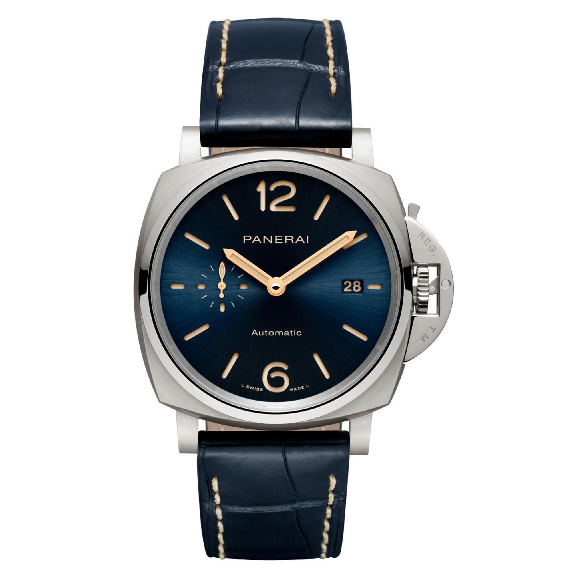 Luminor Due系列藍面42mm新款（PAM00927），定價NT$221,000。