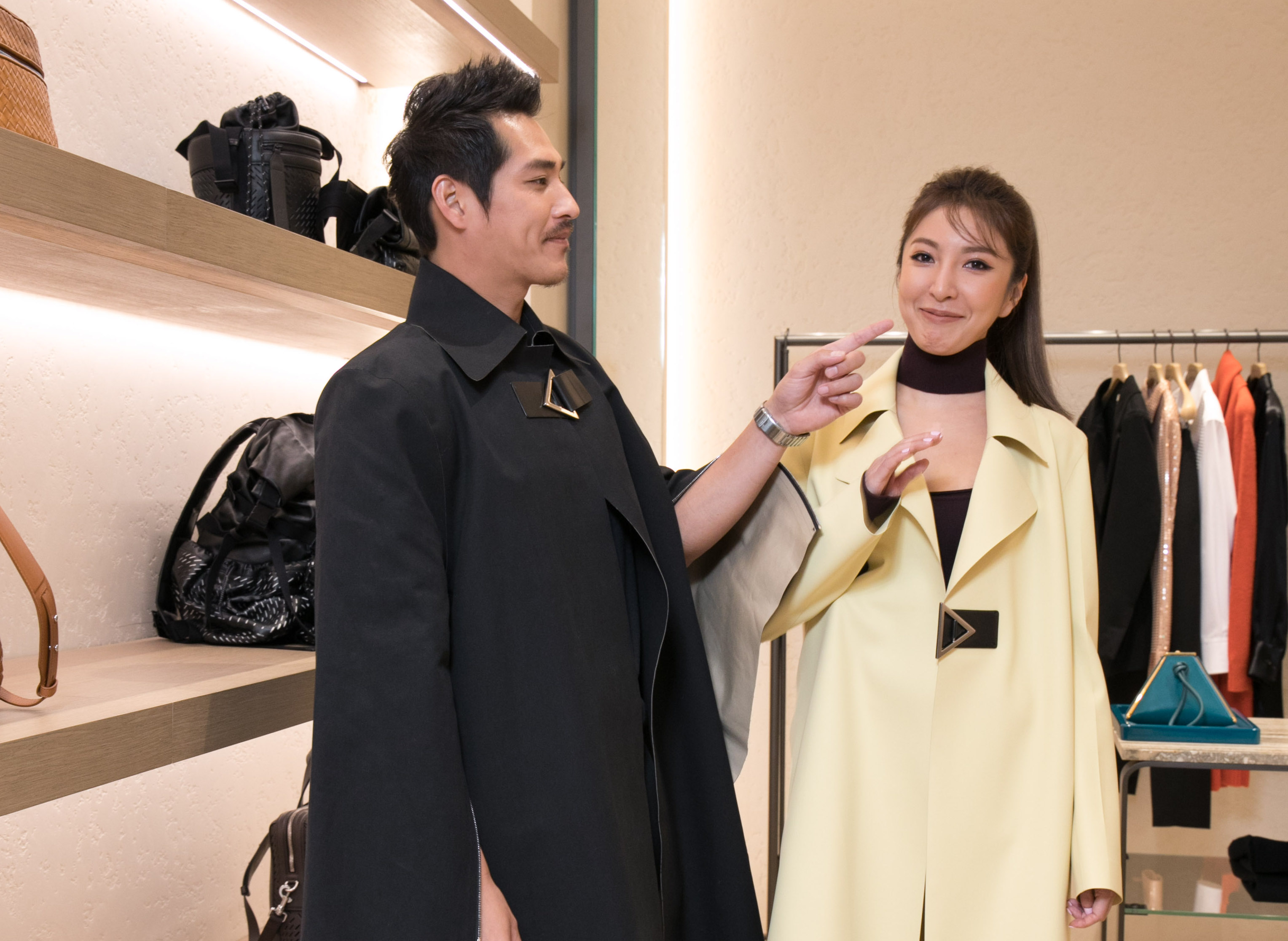 藍正龍與楊謹華擔任BOTTEGA VENETA台中新光三越專門店改裝開幕活動嘉賓。（BOTTEGA VENETA提供）