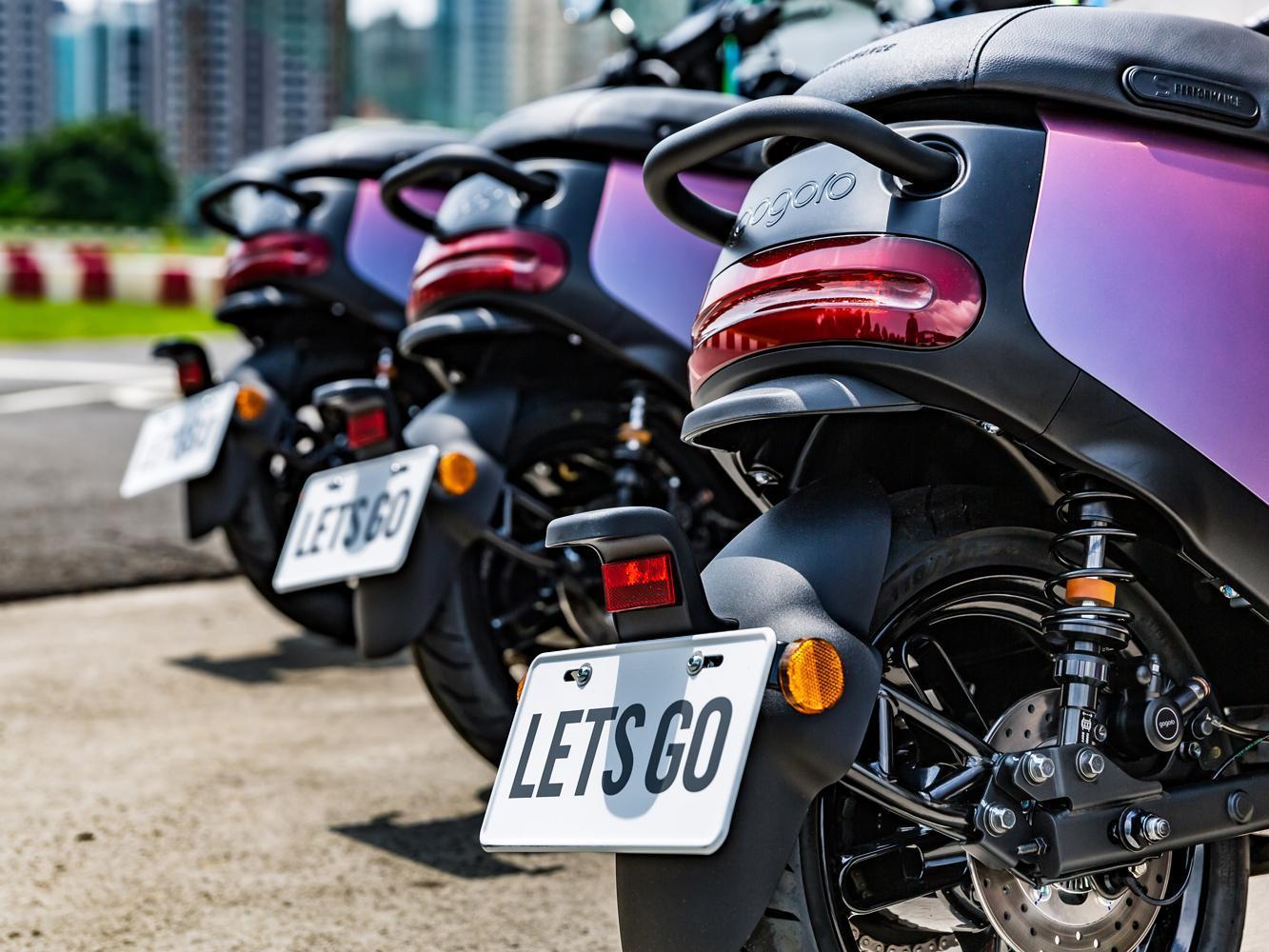 本日主角Gogoro S2 ABS一字排開。