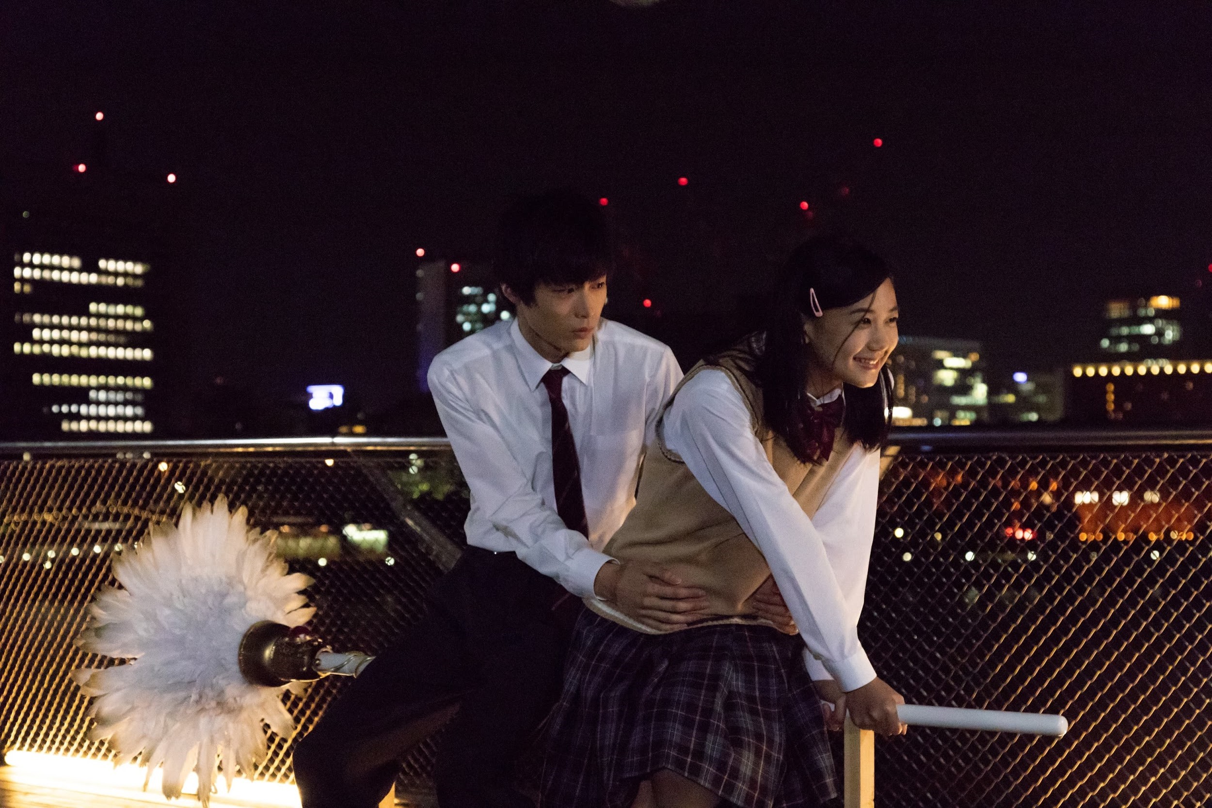 《我的女友是魔法師》由千眼美子(右)、梅崎快人(左)主演。(原創娛樂提供)