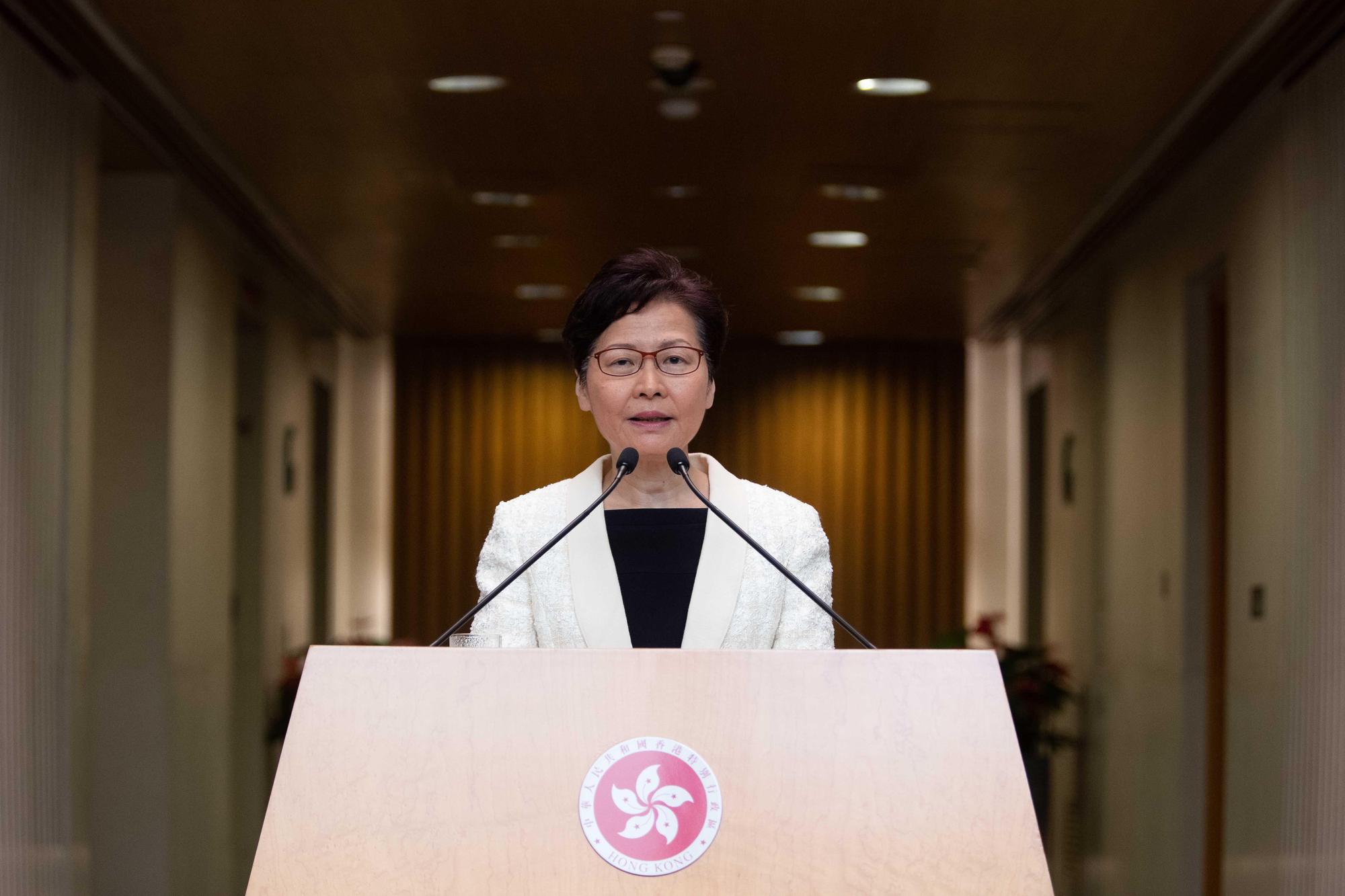 《南華早報》引述消息人士報導,香港特首林鄭月娥今日內將正式宣布撤回備受爭議的《送中條例》。(東方IC)
