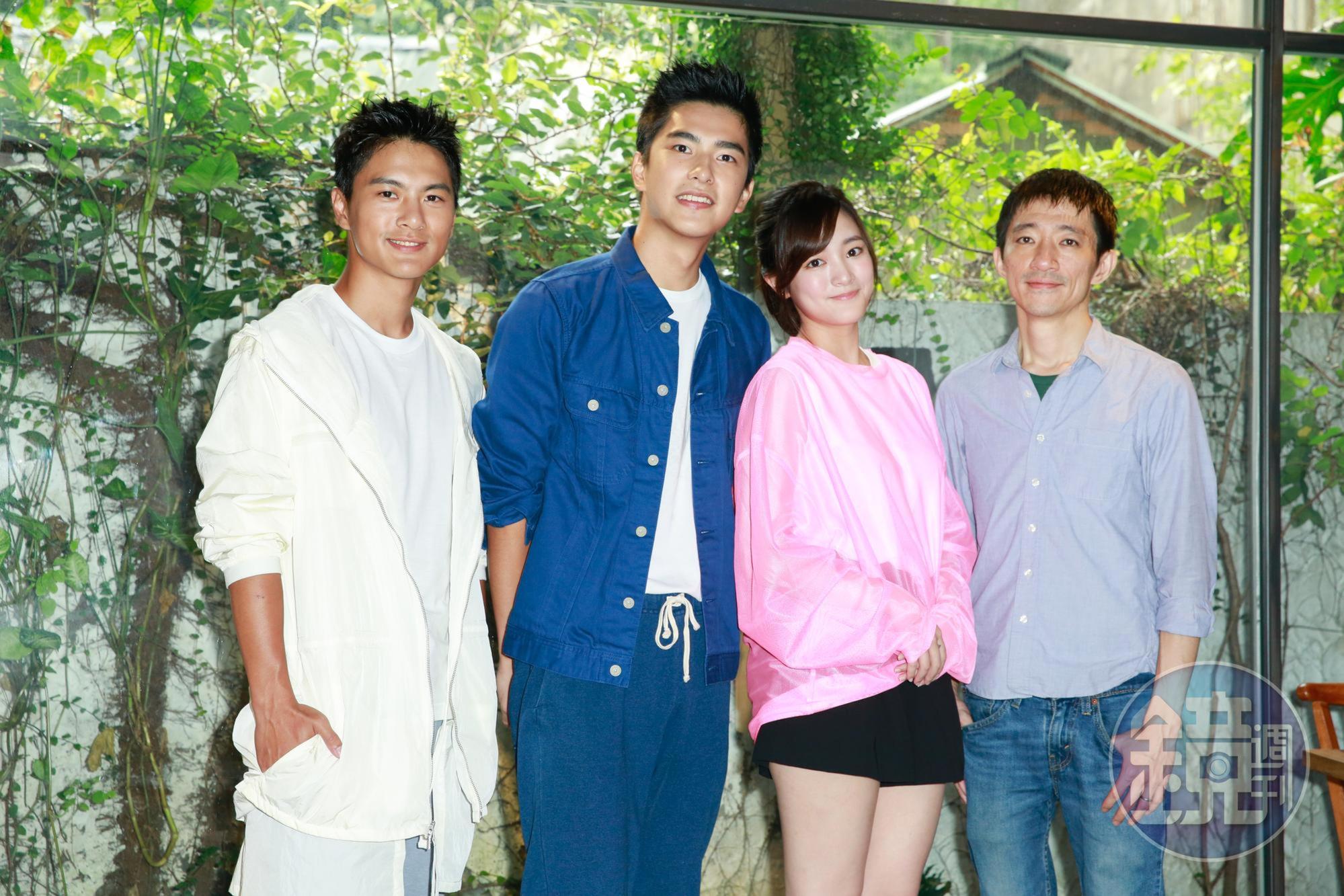 《返校》的演員李冠毅、曾敬驊、王淨,與導演徐漢強(右2)與媒體茶敘。