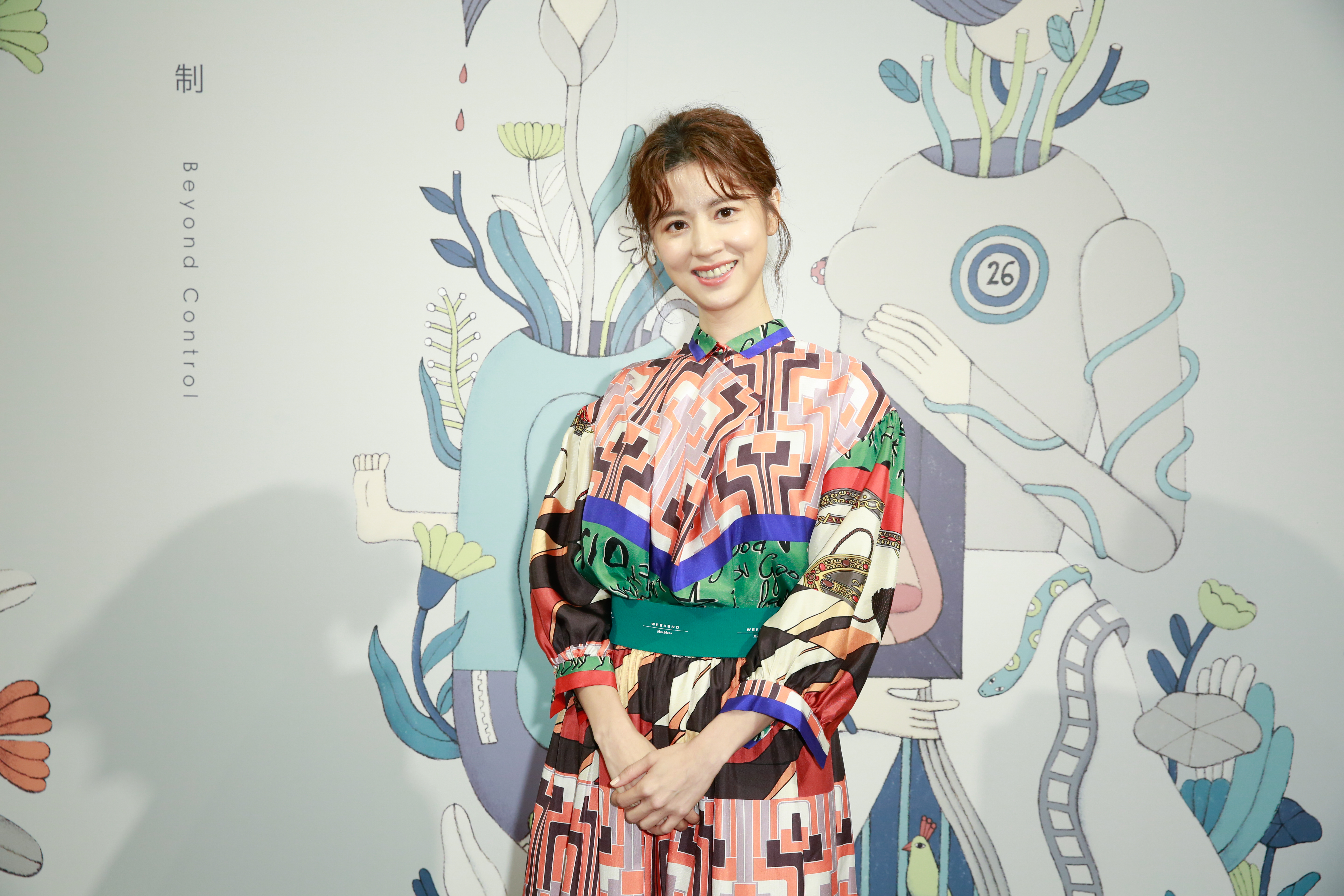 林予晞為台灣國際女性影展擔任大使，提到金鐘未能提名，她表示並不難過，反而施名帥會為她打抱不平。