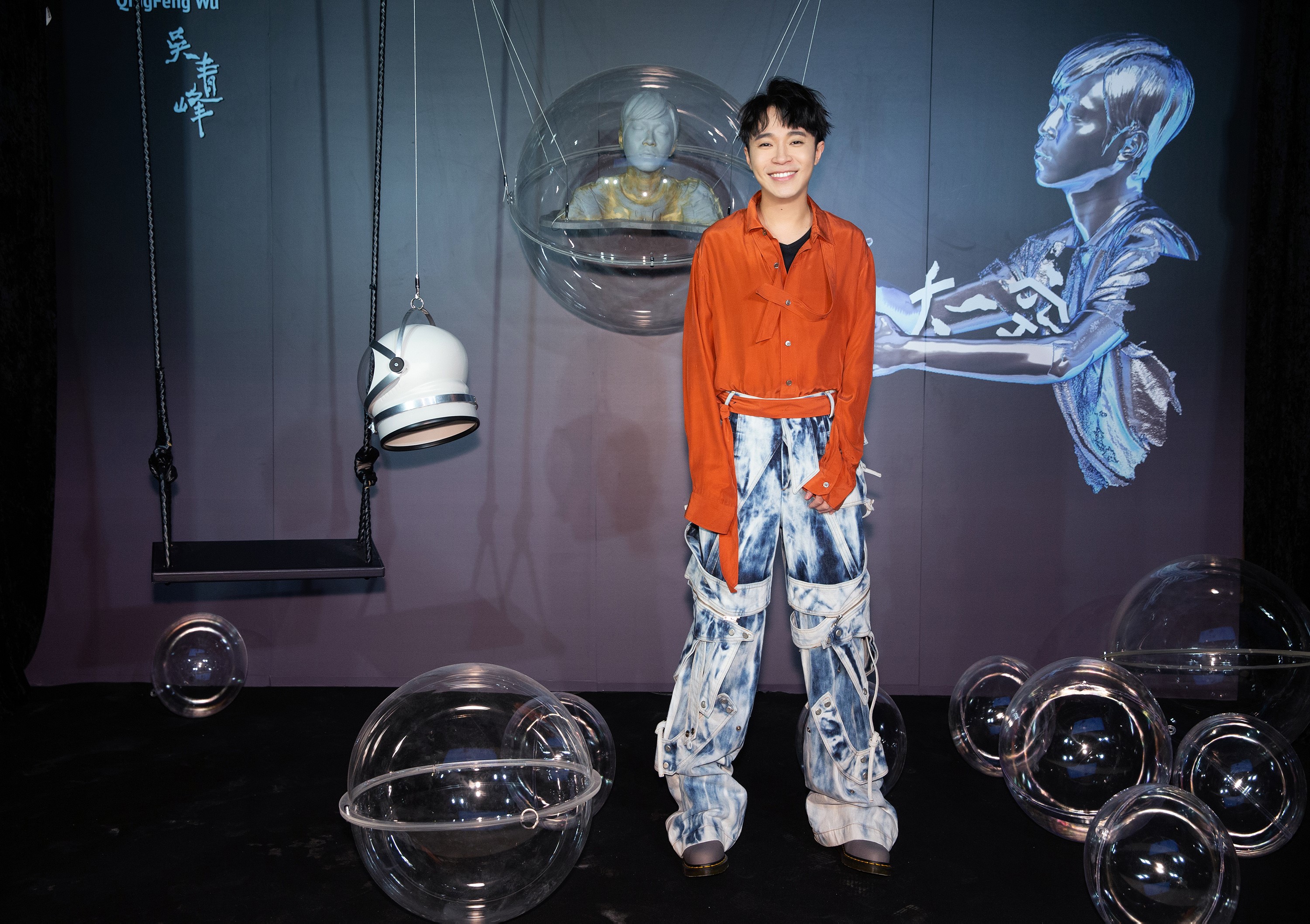 青峰從蘇打綠單飛，推出第一張個人專輯《太空人》。（環球唱片提供）