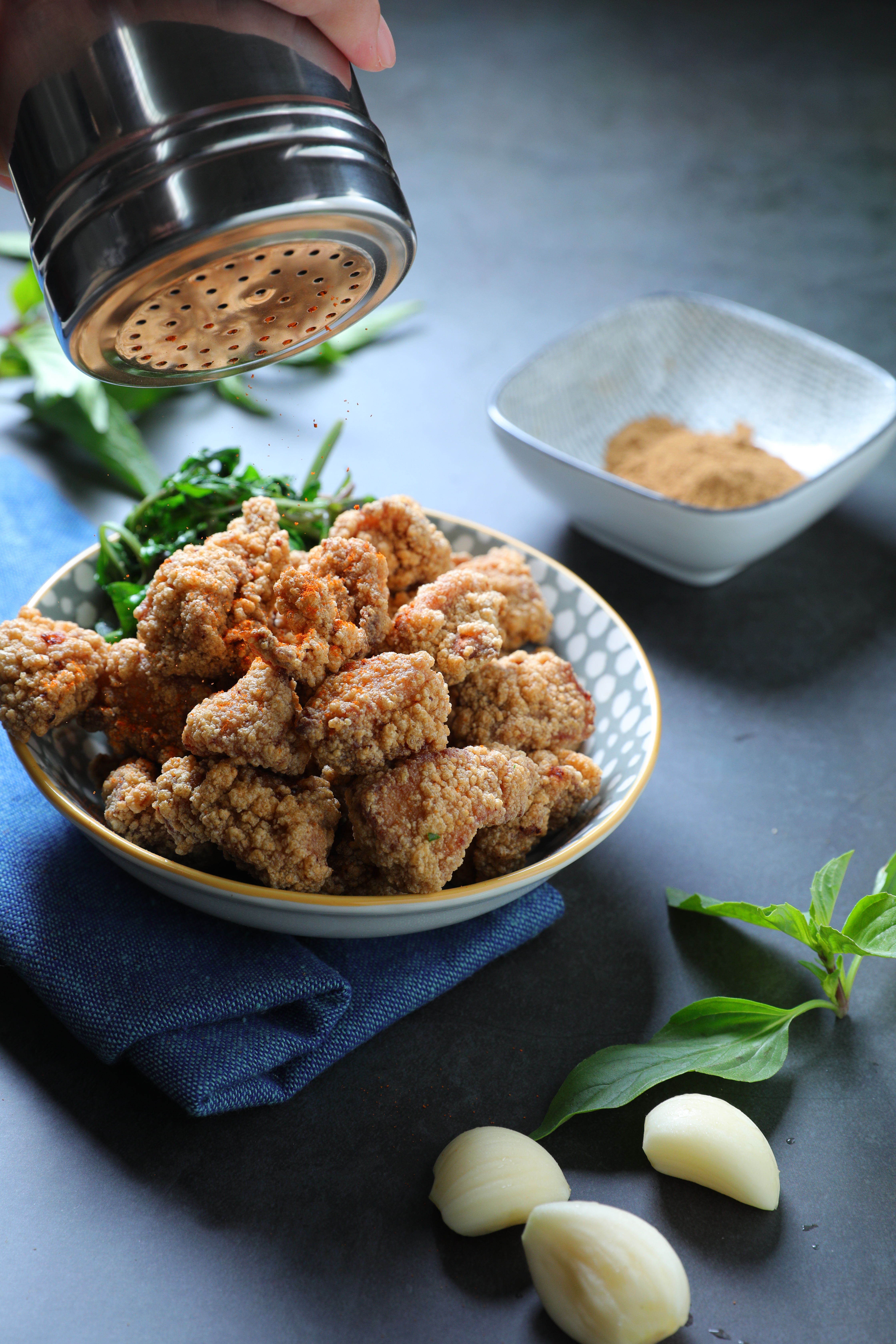 「無骨鹽酥雞」麵衣與肉的比例抓得好，是Marco的私心最愛。（50元／份，圖為2份）