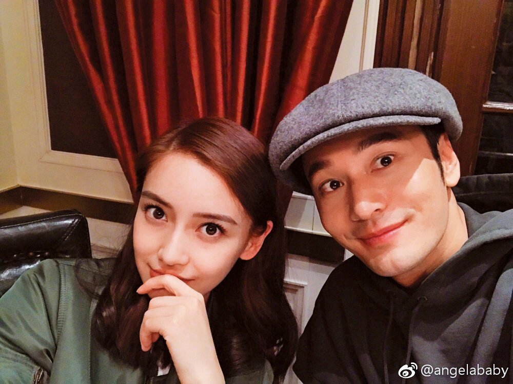 Angelababy靠著黃曉明的關係回流大陸娛樂圈，因《奔跑吧》綜藝大紅，但如今婚變傳言卻愈傳愈烈。（Angelababy微博）