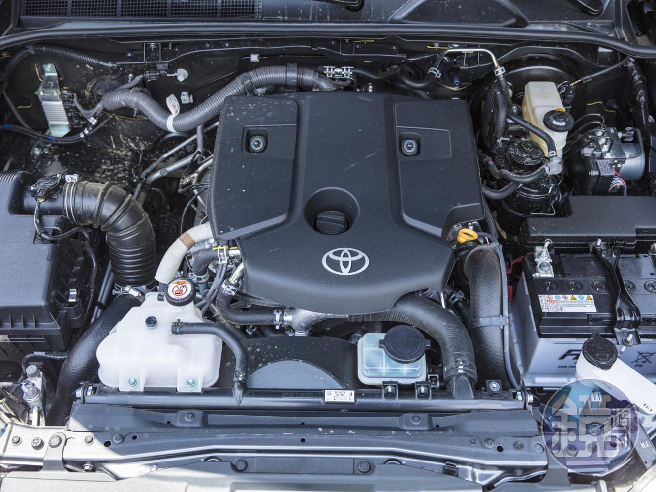 動力部分裝配搭載TOYOTA新一代，代號1GD-FTV的2.8升直四渦輪增壓柴油引擎，具有177馬力與45.9kgm的扭力。