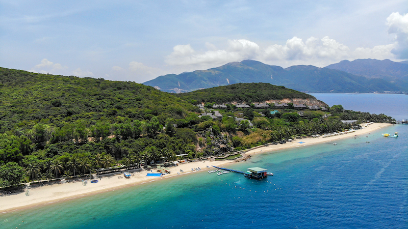 整座「蠶島」就是一座海洋樂園，水上設施齊備。