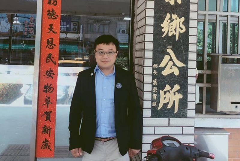 屏東枋寮鄉鄉政顧問李孟居8月赴港旅遊失聯，國台辦發言人則證實李已遭逮捕。（翻攝李孟居臉書）