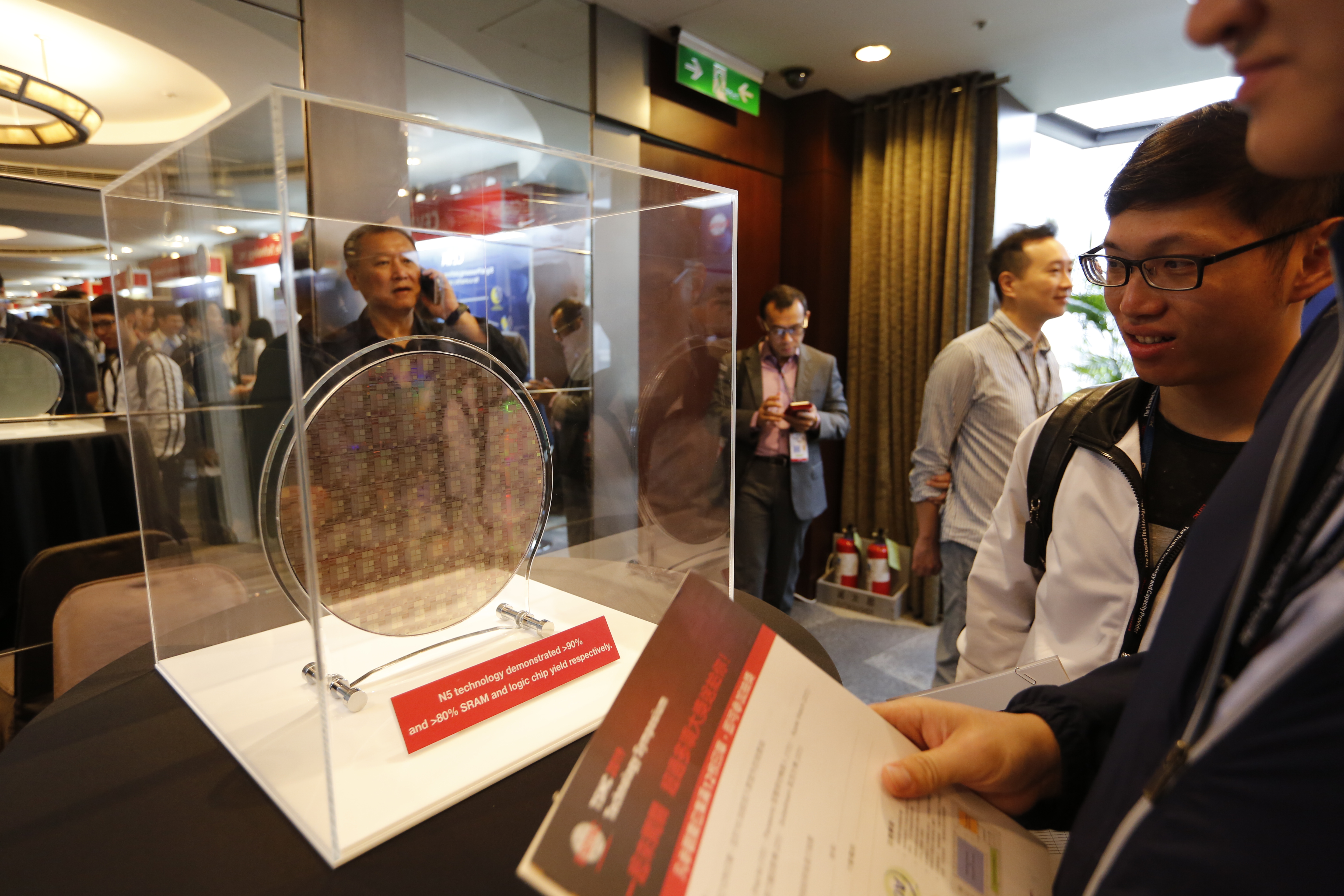 日韓貿易戰從7月延燒至今僵持不下，為台灣電子業帶來轉單效應。