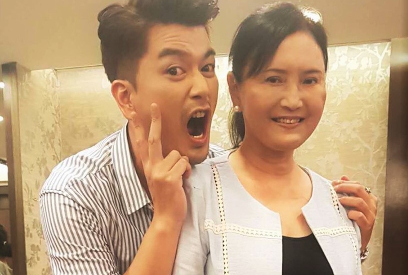 馬惠珍（右）和潘逸安在戲中飾演母子。（艾迪昇傳播提供）