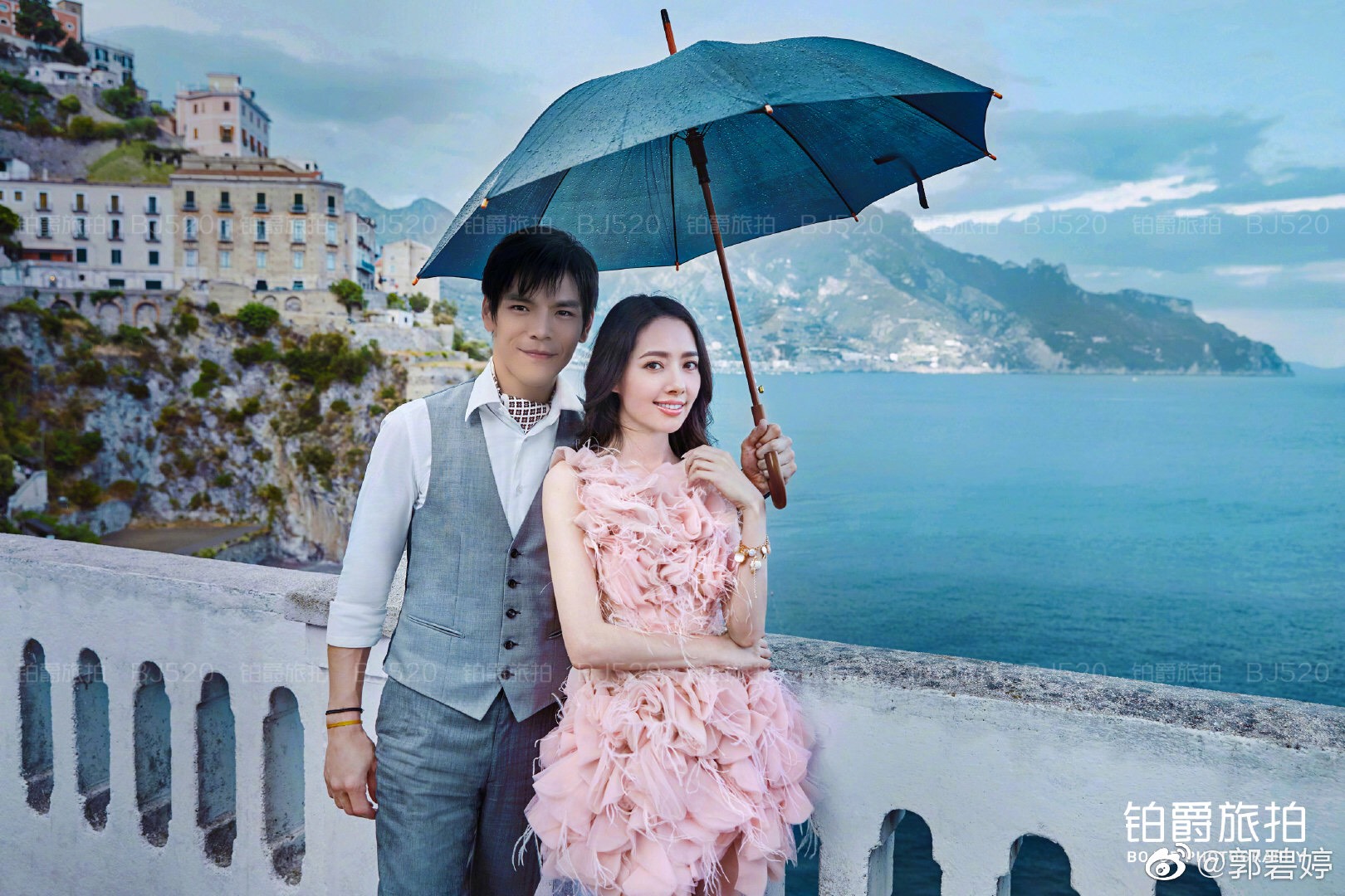 郭碧婷與向佐在義大利卡布里島舉辦婚禮。（摘自郭碧婷微博）