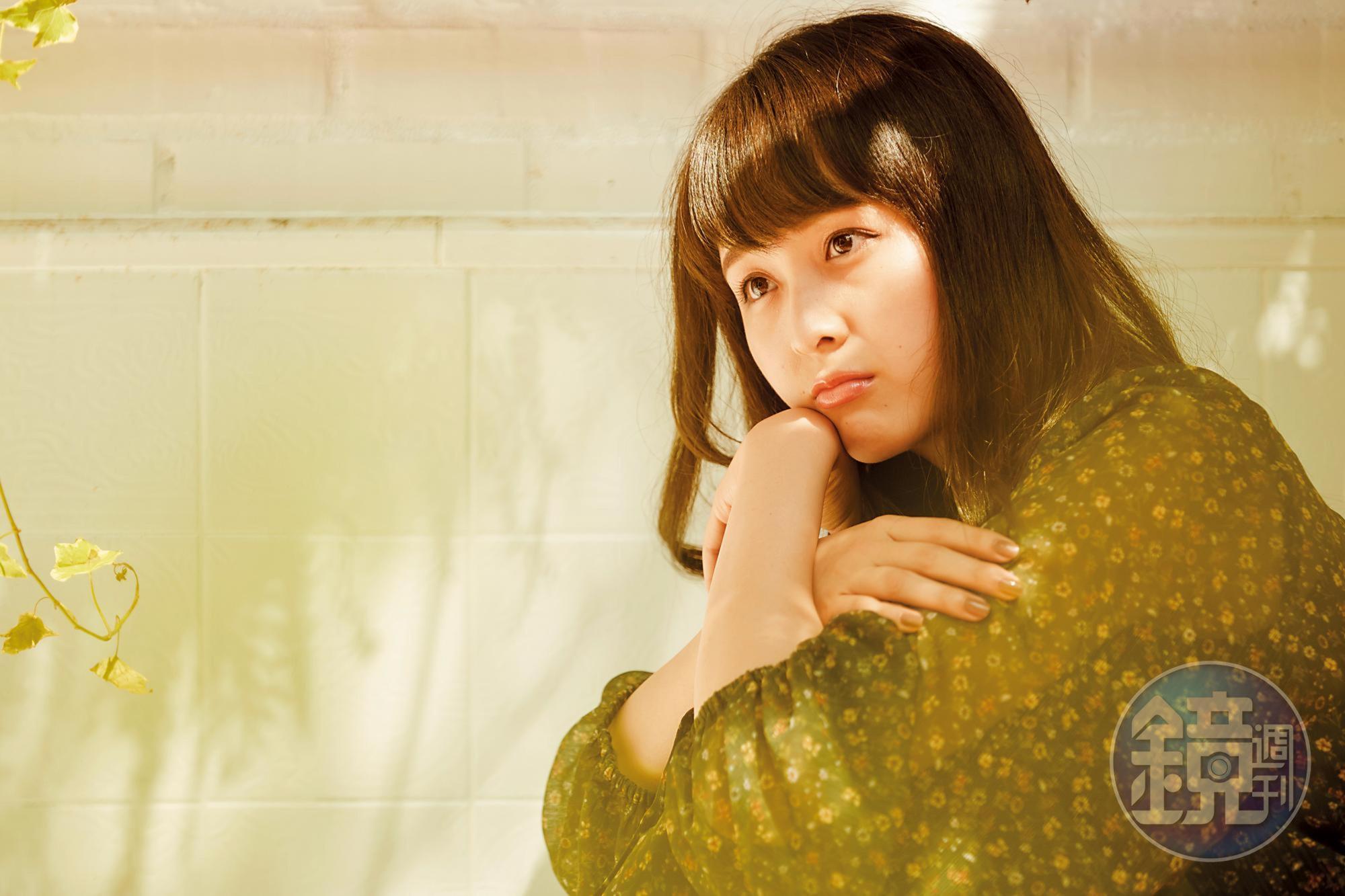 台日混血的于苗安模樣清秀，頗符合櫻花妹的氣質。