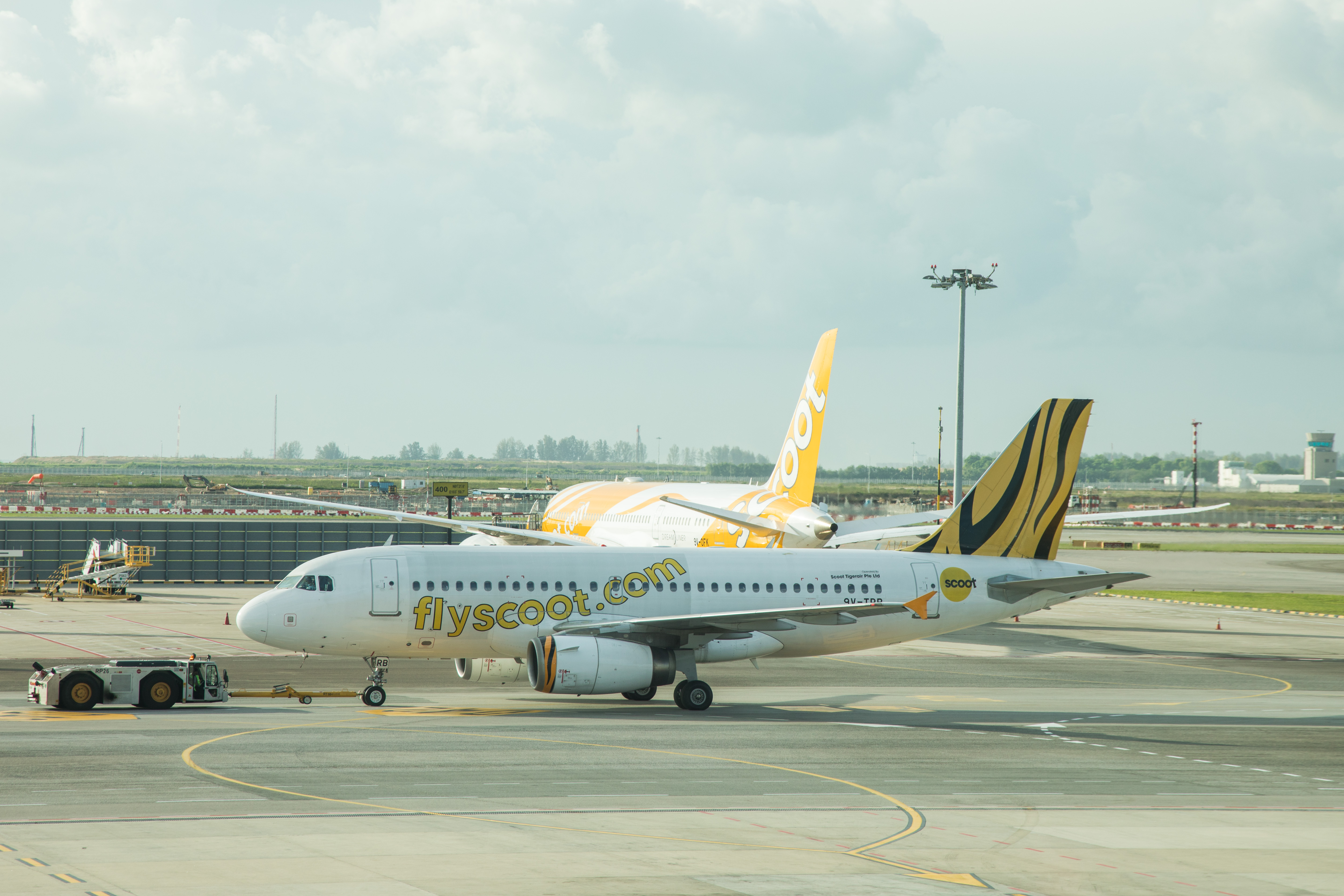 黃色的品牌顏色，象徵酷航的青春活力。