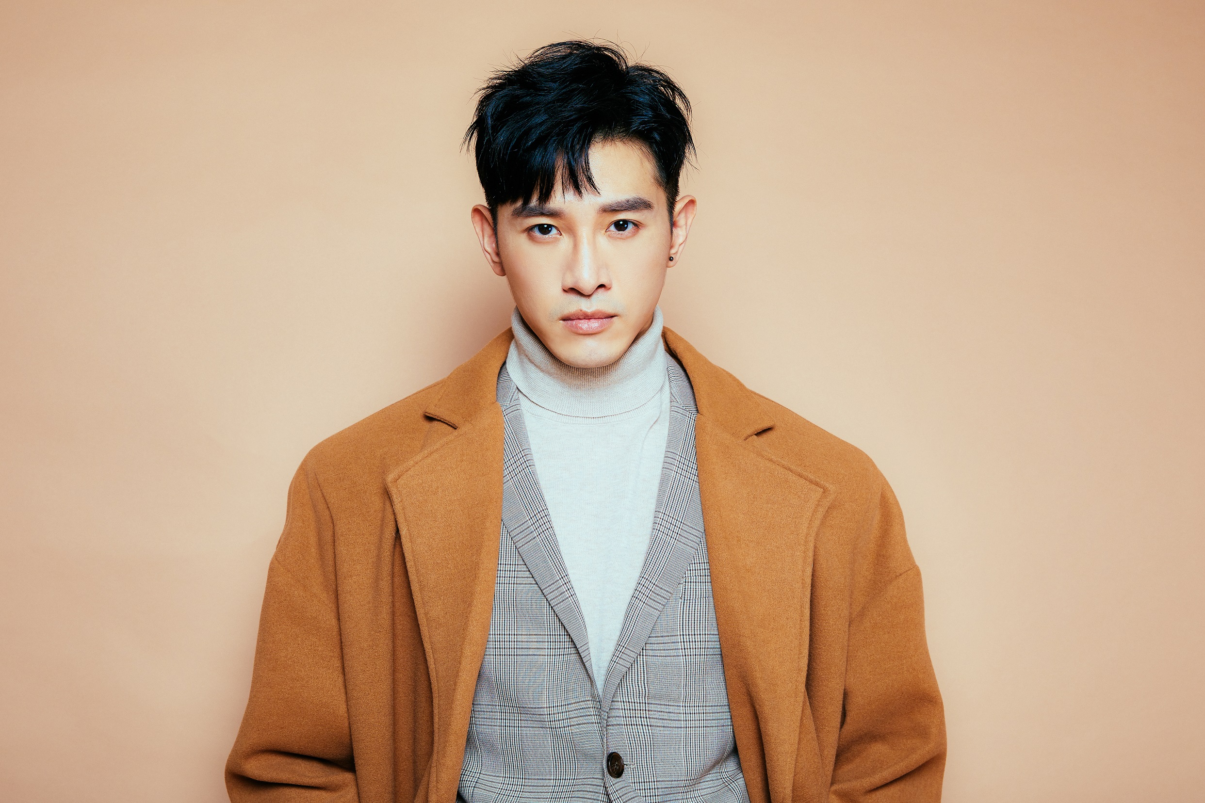 張立昂推出1週年紀念商品《Marcourageous 無畏》，預計10/15正式發行。（索尼音樂提供）