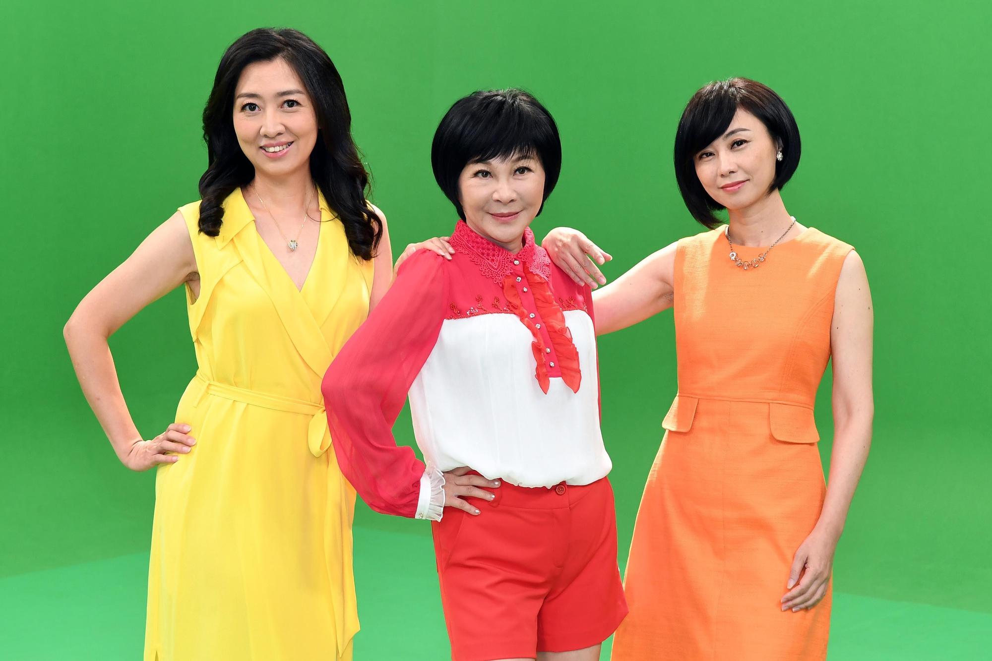 吳淡如(中)、鄧惠文(左)、賴芳玉(右)一同組成「婦仇者聯盟」,接下華視新節目主持棒。(華視提供)