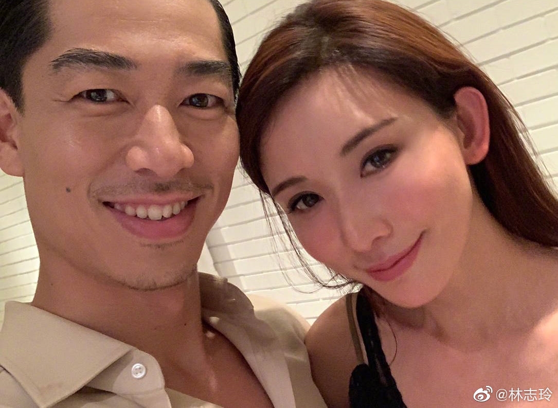 原本要獻出婚後首度公開合體的林志玲與Akira，最後被央視除名，無緣在中秋晚會表演。（林志玲微博）