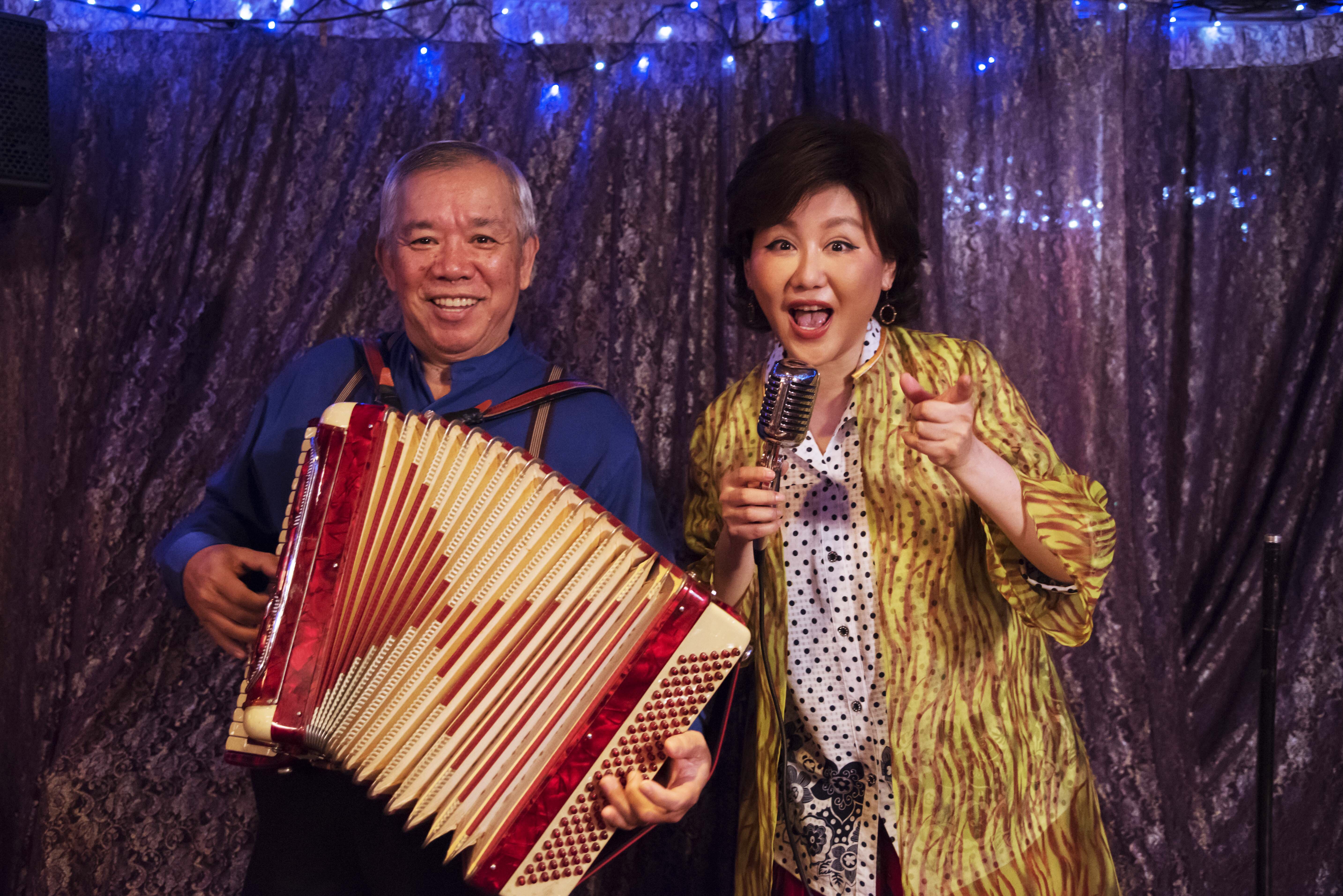 藍心湄表示這次拍戲是人生最難的一場唱歌戲，至少NG了50次以上。（公視提供）