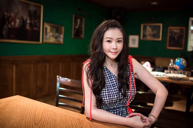 蕭淑慎近期出席活動，被網友發現撞臉「蕭薔」。（幹大事娛樂提供）