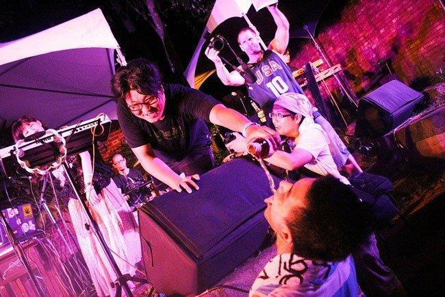音地大帝主辦的「巨獸音樂祭」今年10月已邁向第九屆,照片是2012年的音樂節現場。(音地大帝提供)