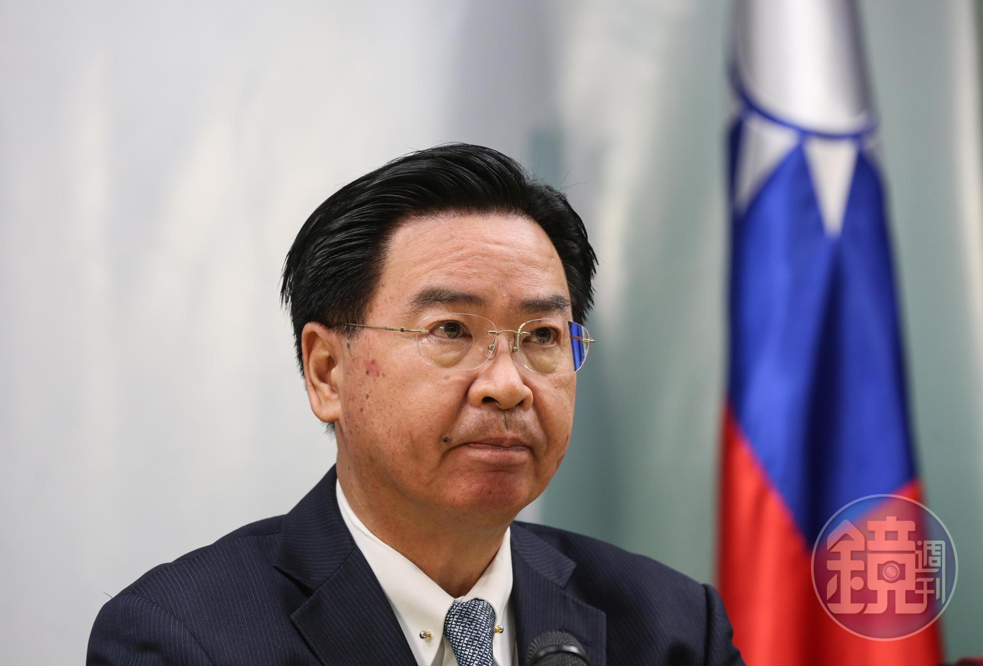 外交部長吳釗燮昨（16日）宣布與索羅門群島斷交，中華民國邦交國數量降至16國。