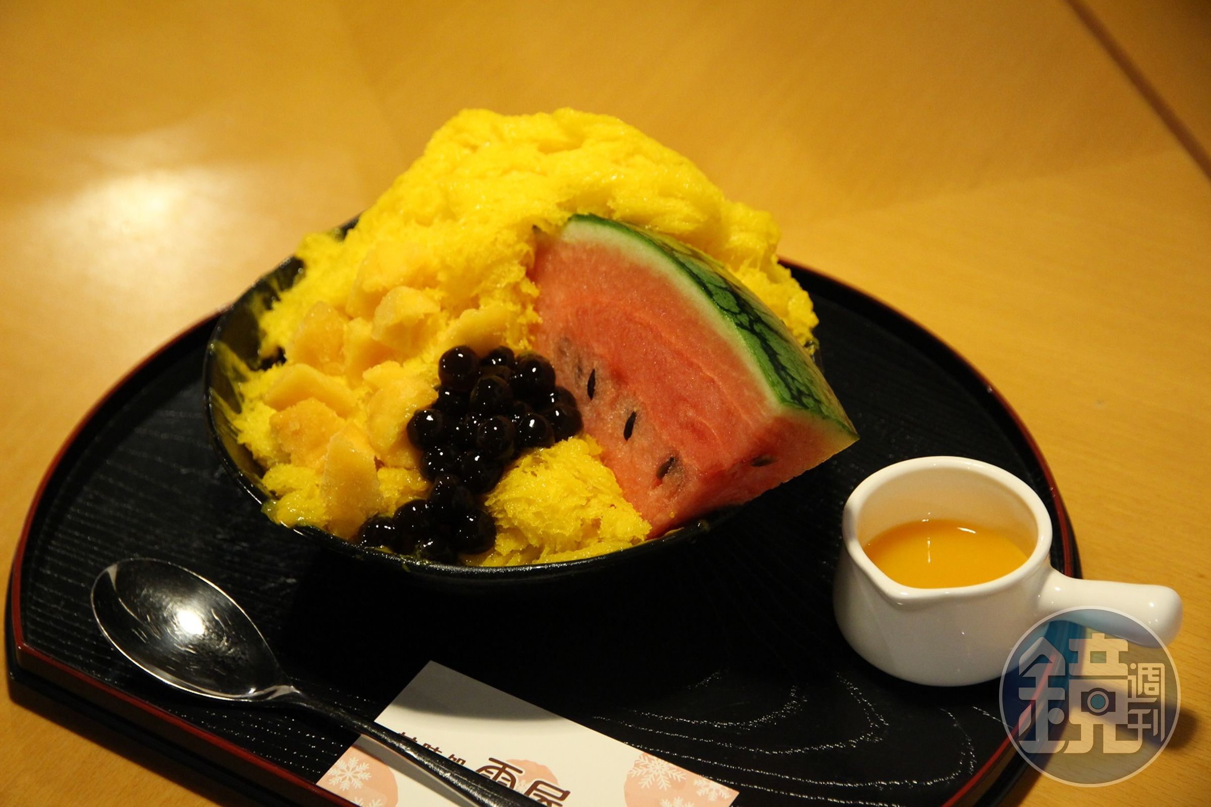 長野冰店的「台灣冰」，有珍珠有芒果。