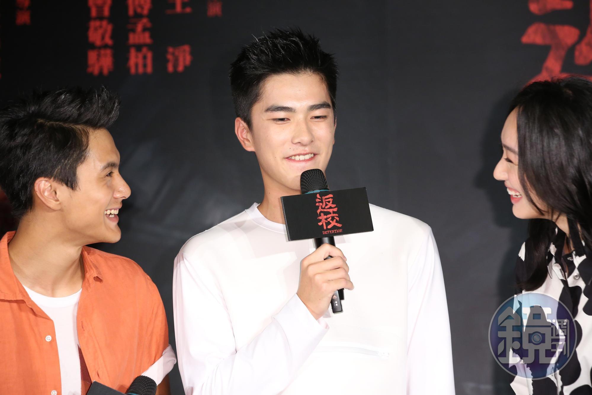 曾敬驊第一次演戲就演男主角,表現出色,值得期待。