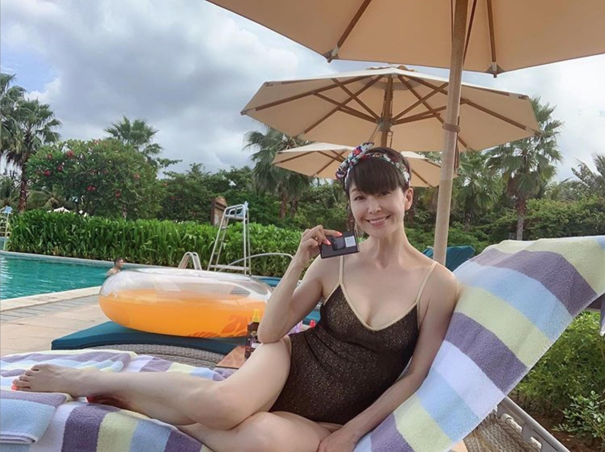 香港女星伍詠薇曾在21歲嫁入豪門，但老公卻意外猝死，還成為別人的小三。（翻攝自伍詠薇IG）